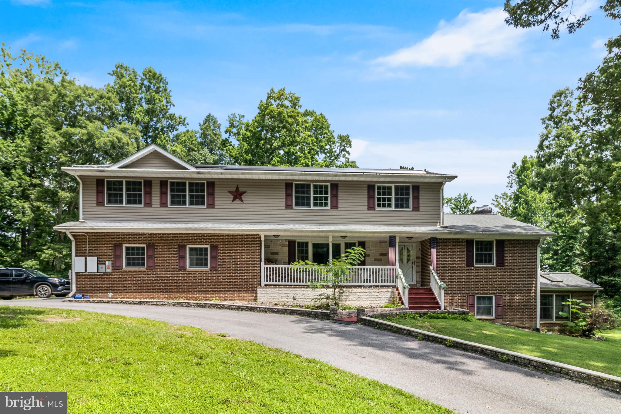 MT. WOLF ESTATES - Residential