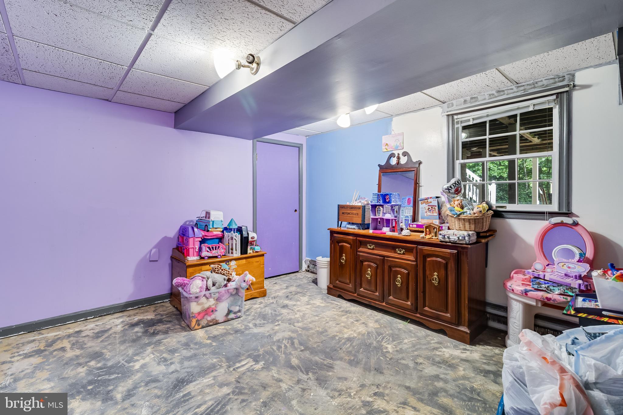 MT. WOLF ESTATES - Residential