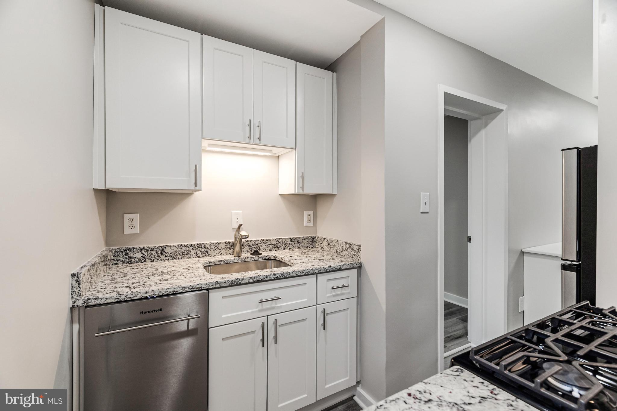 2639 15TH STREET NW B1