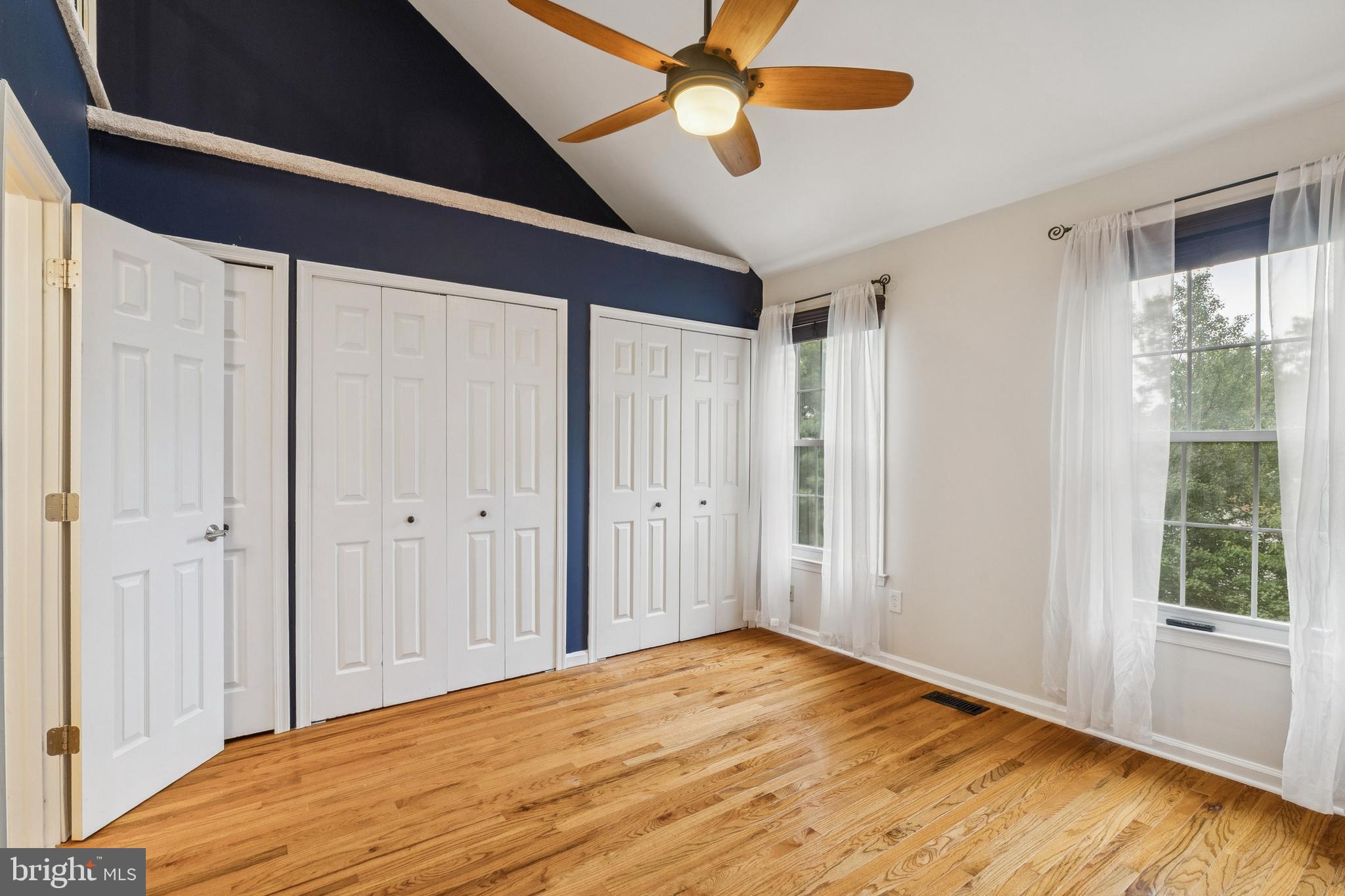 SPRINGFIELD OAKS - Residential