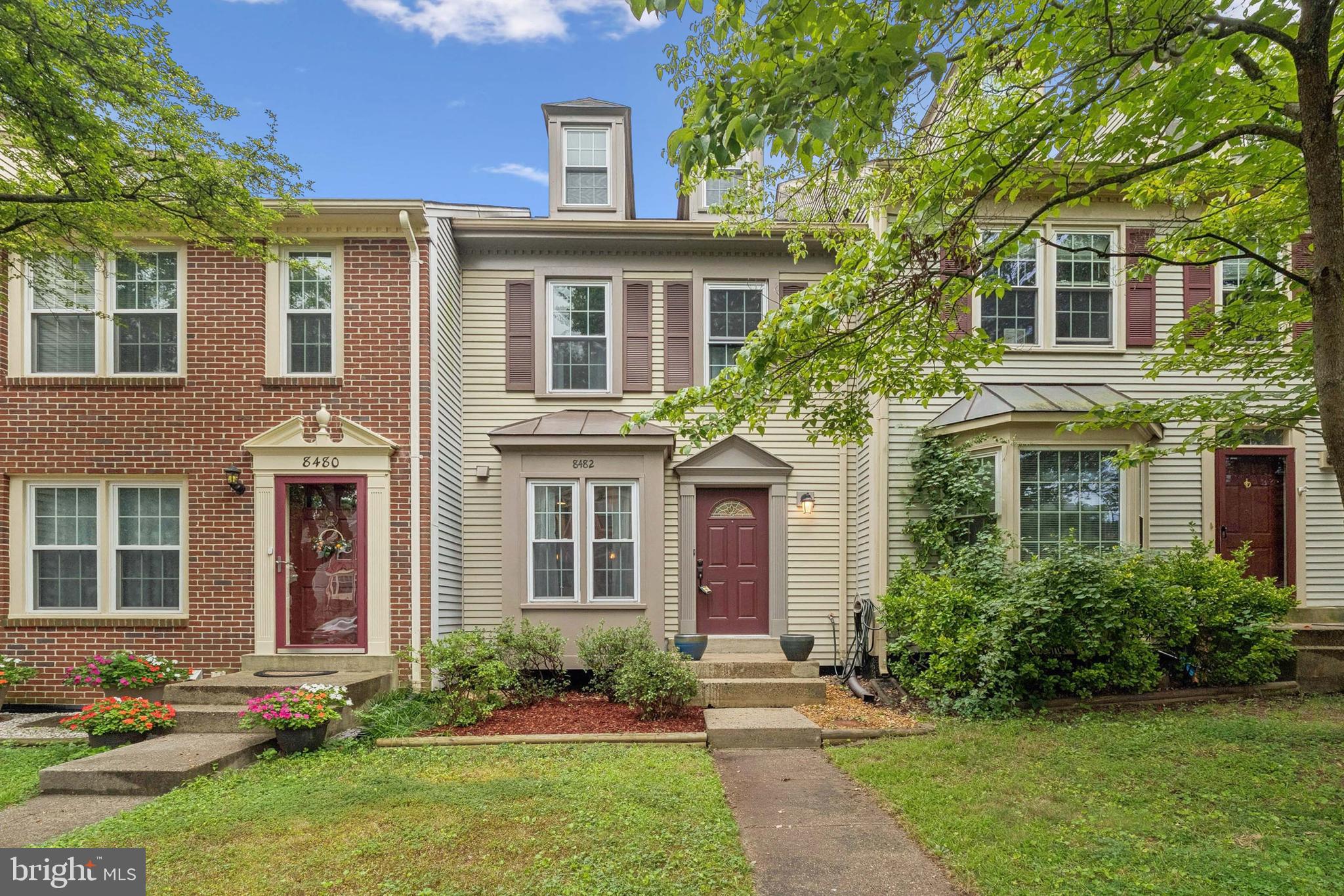 SPRINGFIELD OAKS - Residential