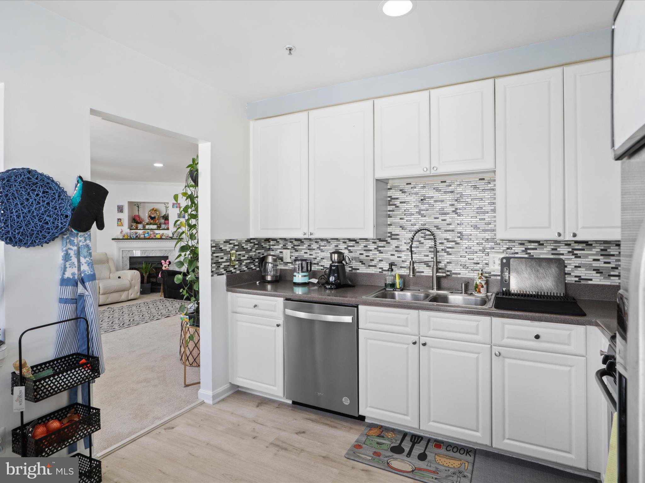 MANORS AT MCNAIR FARMS - Residential