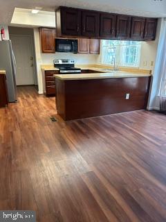 SAYBROOKE - Residential Lease