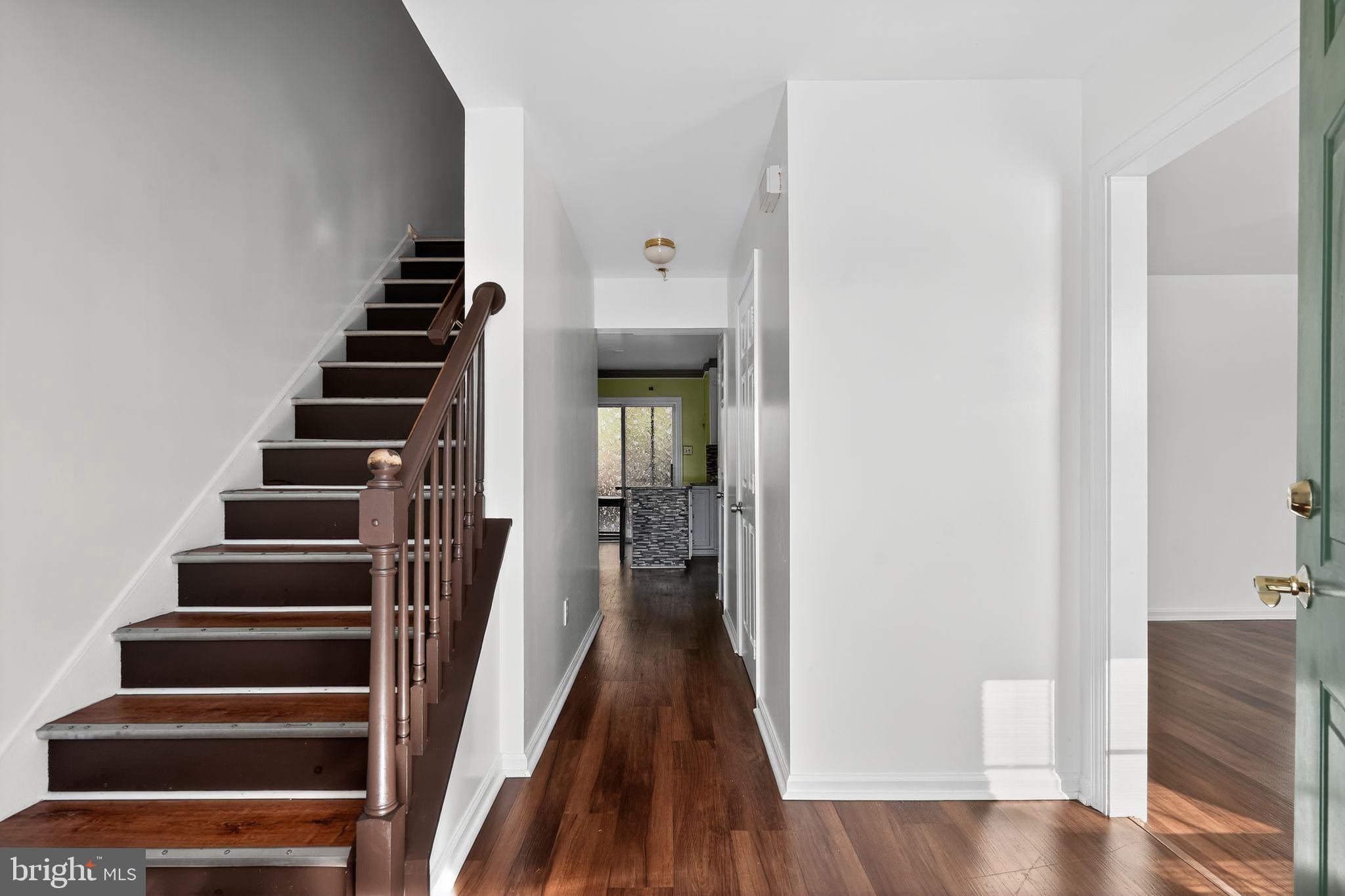 237 SHETLAND DRIVE