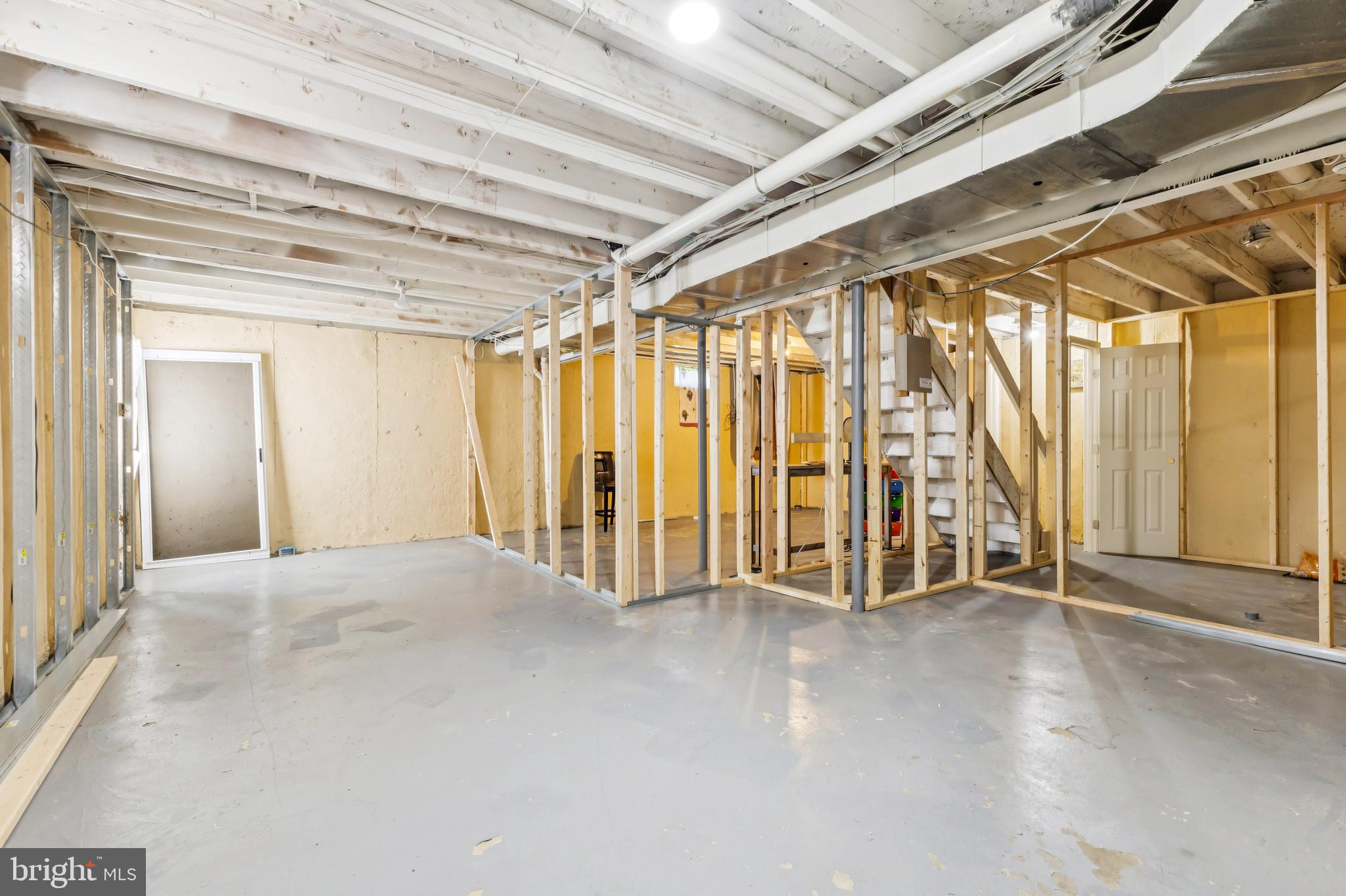 CHARLES CROSSING - Residential