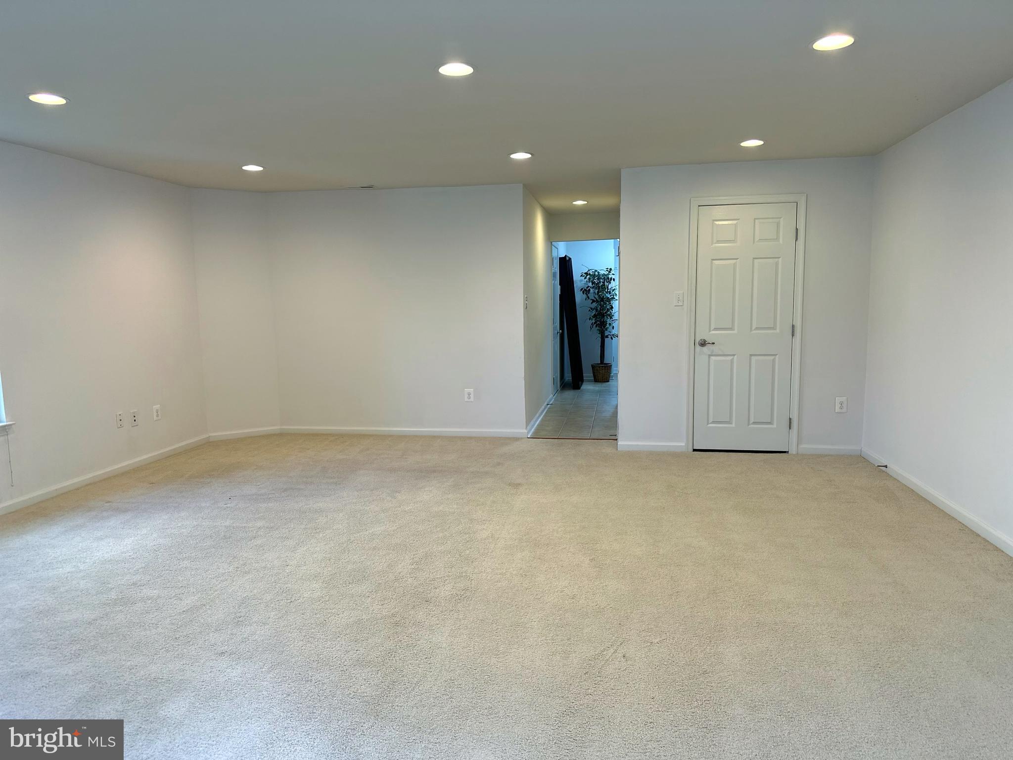 BROOKFIELD - Residential Lease