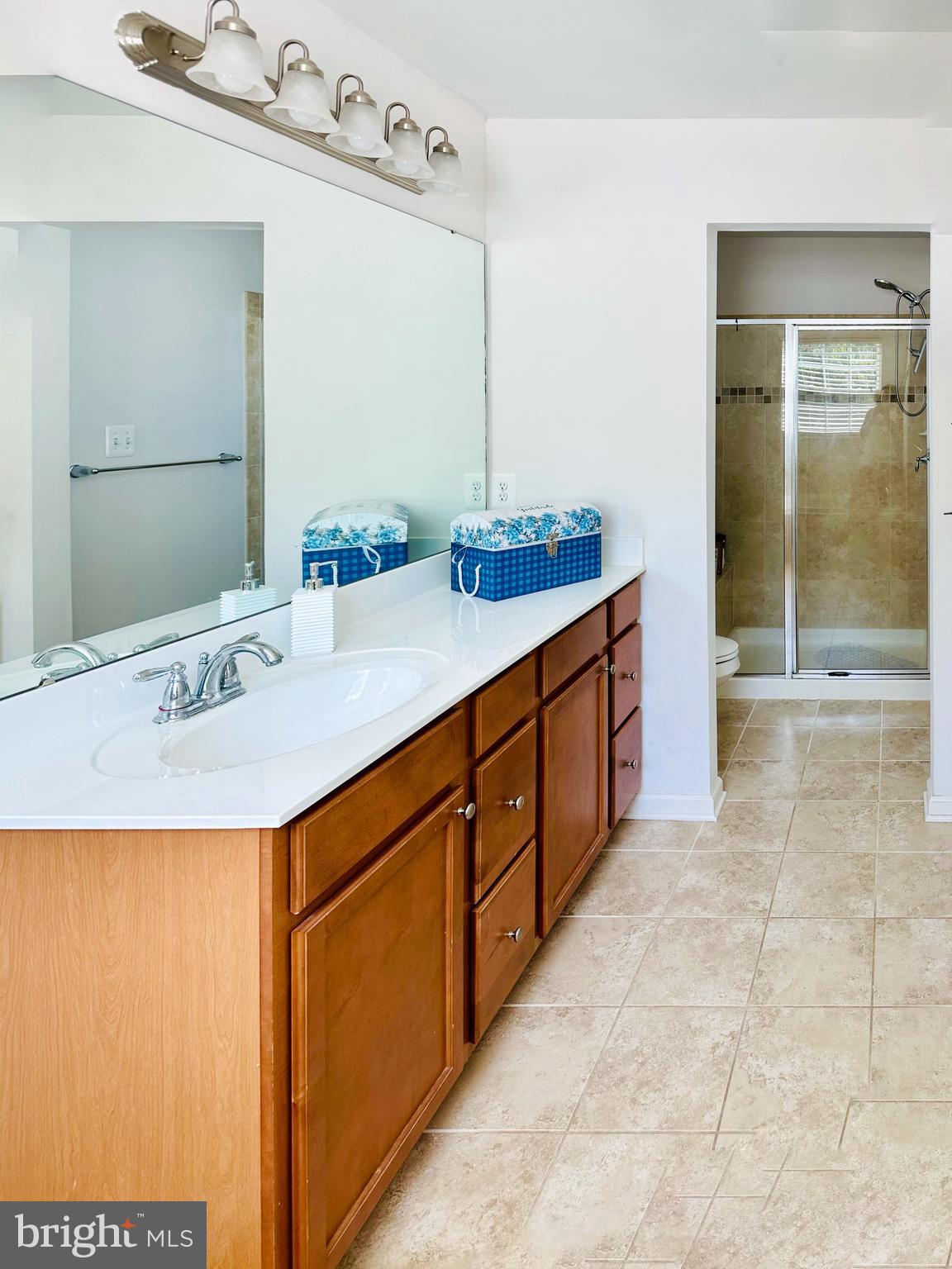 BROOKFIELD - Residential Lease