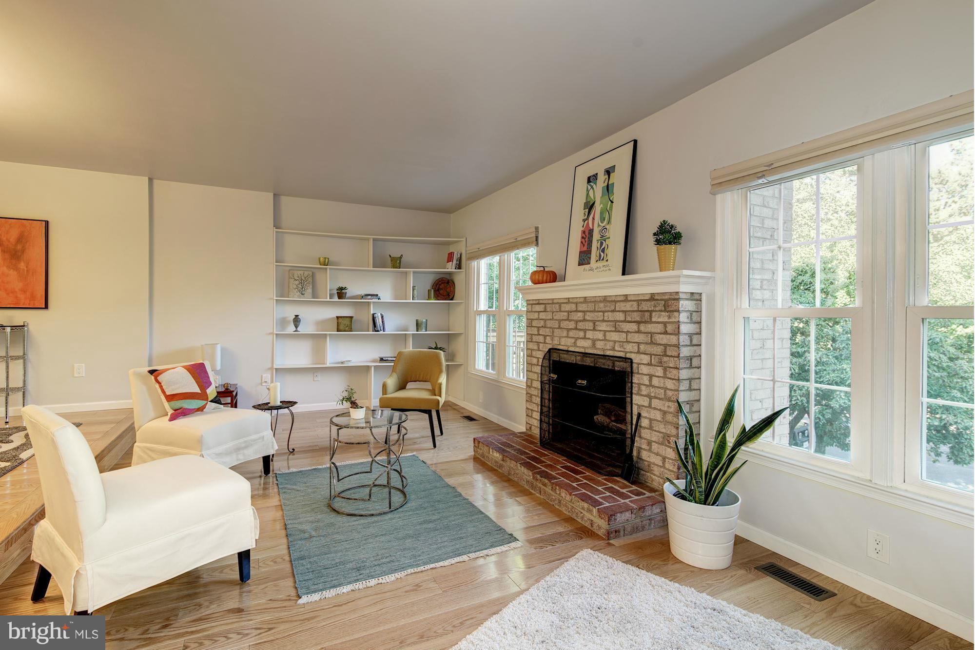 HUNTINGTON AT MT VERNON - Residential