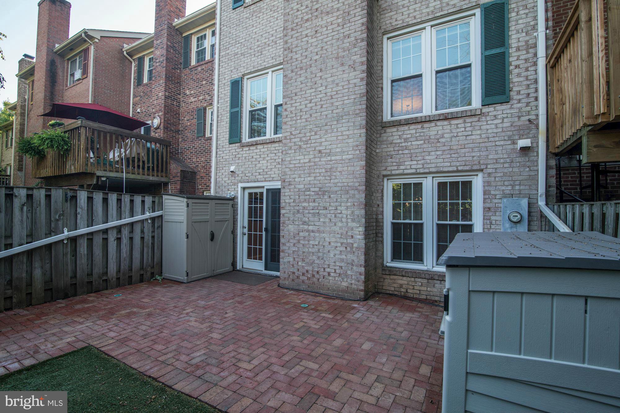 HUNTINGTON AT MT VERNON - Residential