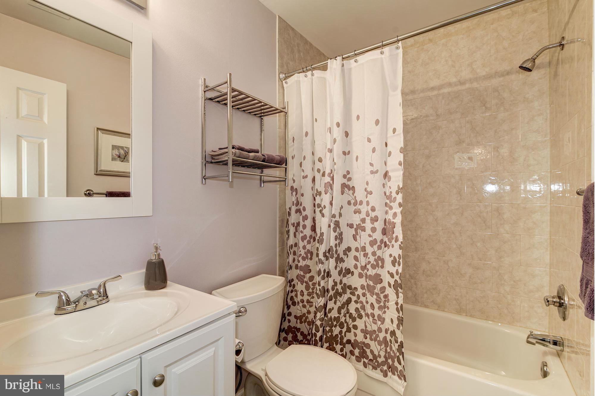 HUNTINGTON AT MT VERNON - Residential