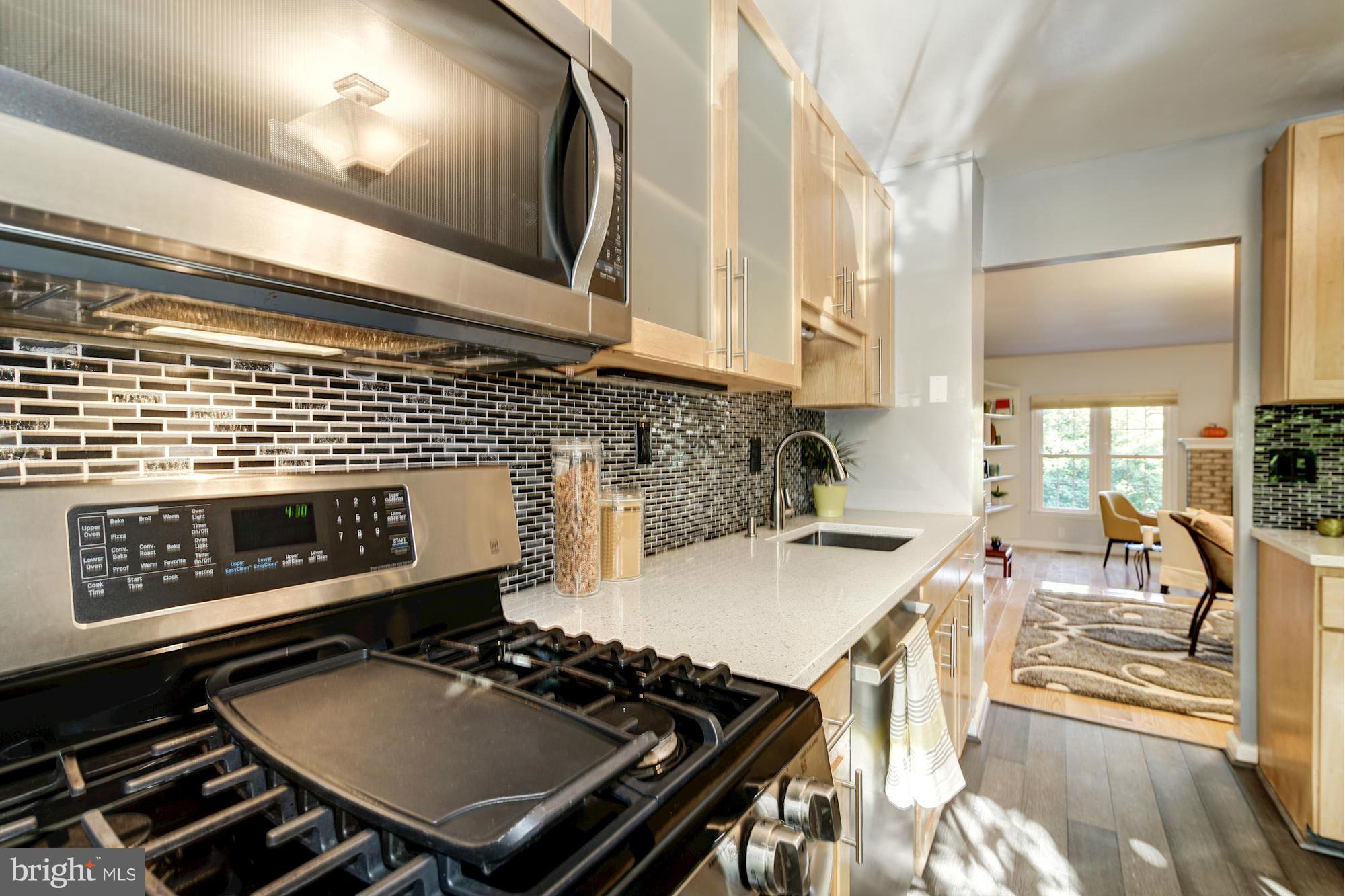 HUNTINGTON AT MT VERNON - Residential