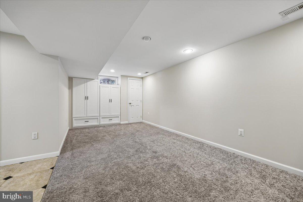 HOMEWOOD - Residential