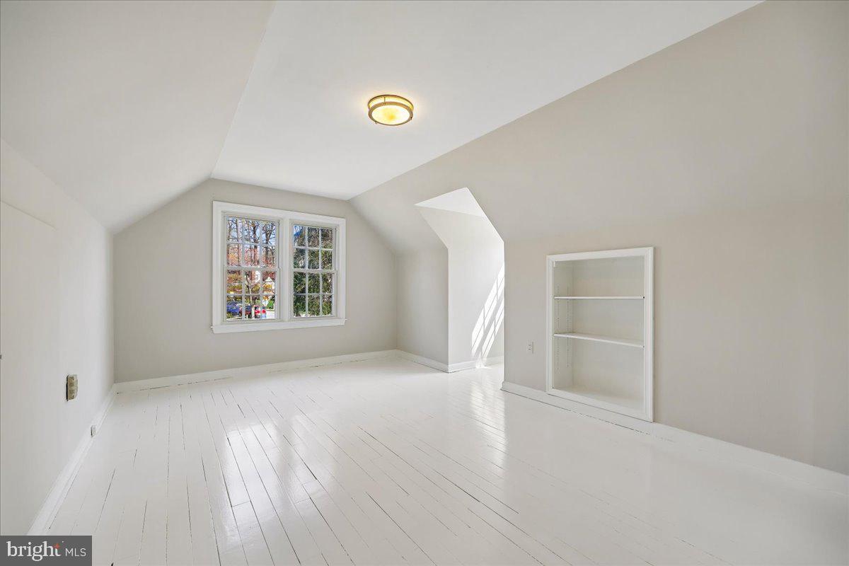 HOMEWOOD - Residential