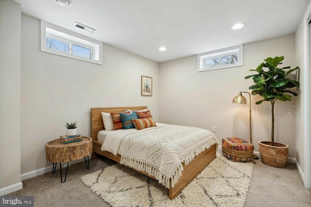 HOMEWOOD - Residential