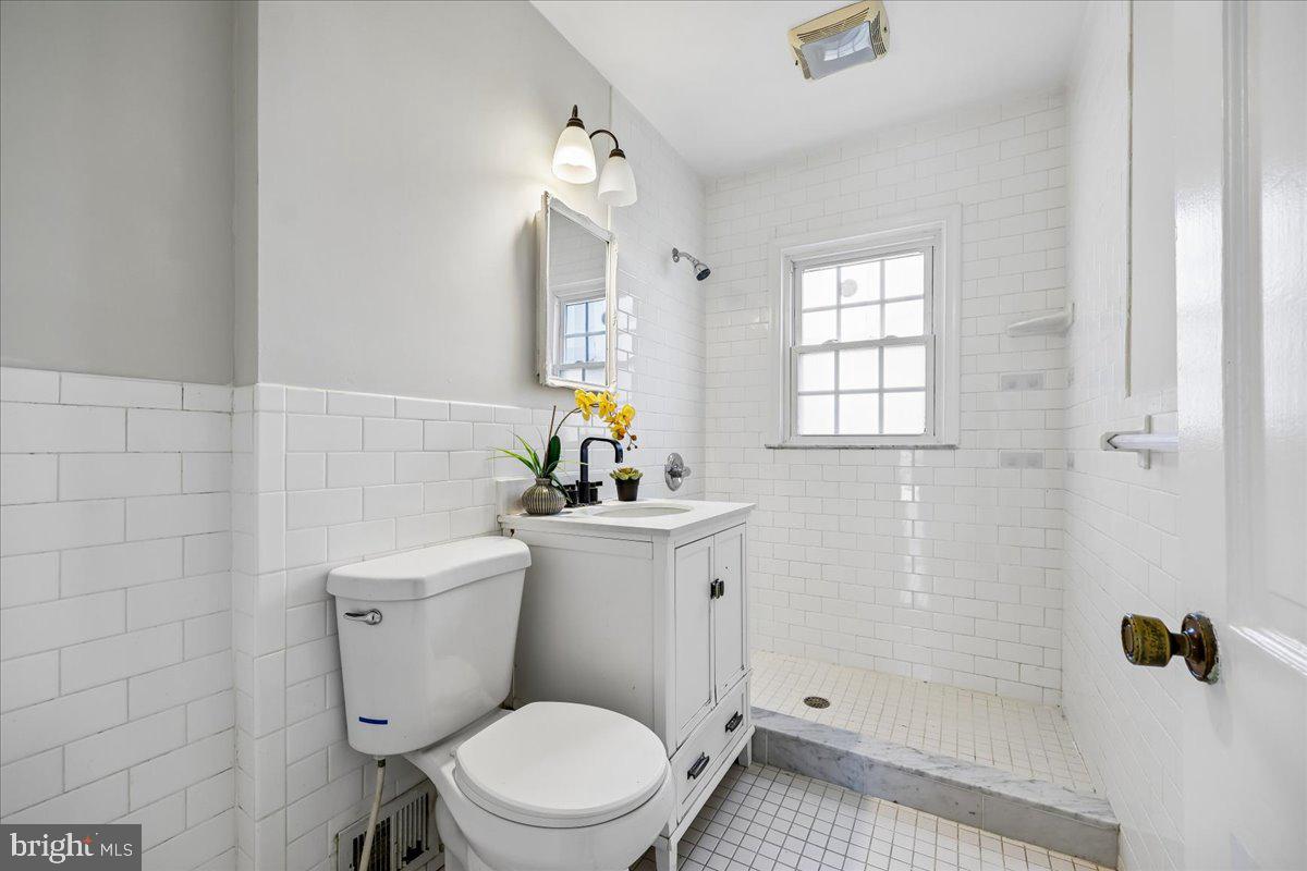 HOMEWOOD - Residential