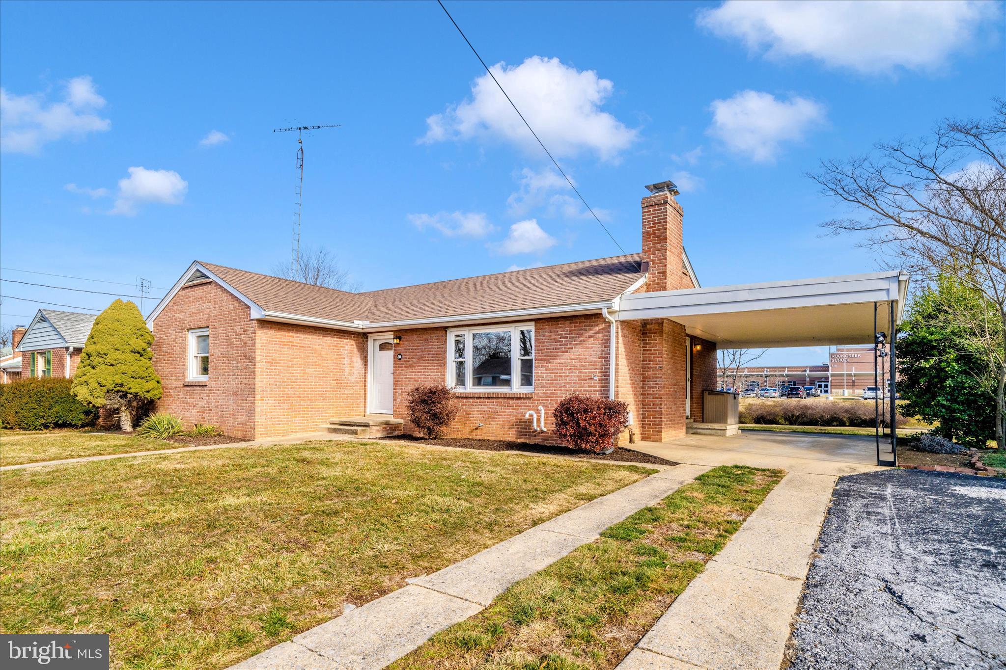 GLADE VILLAGE - Residential