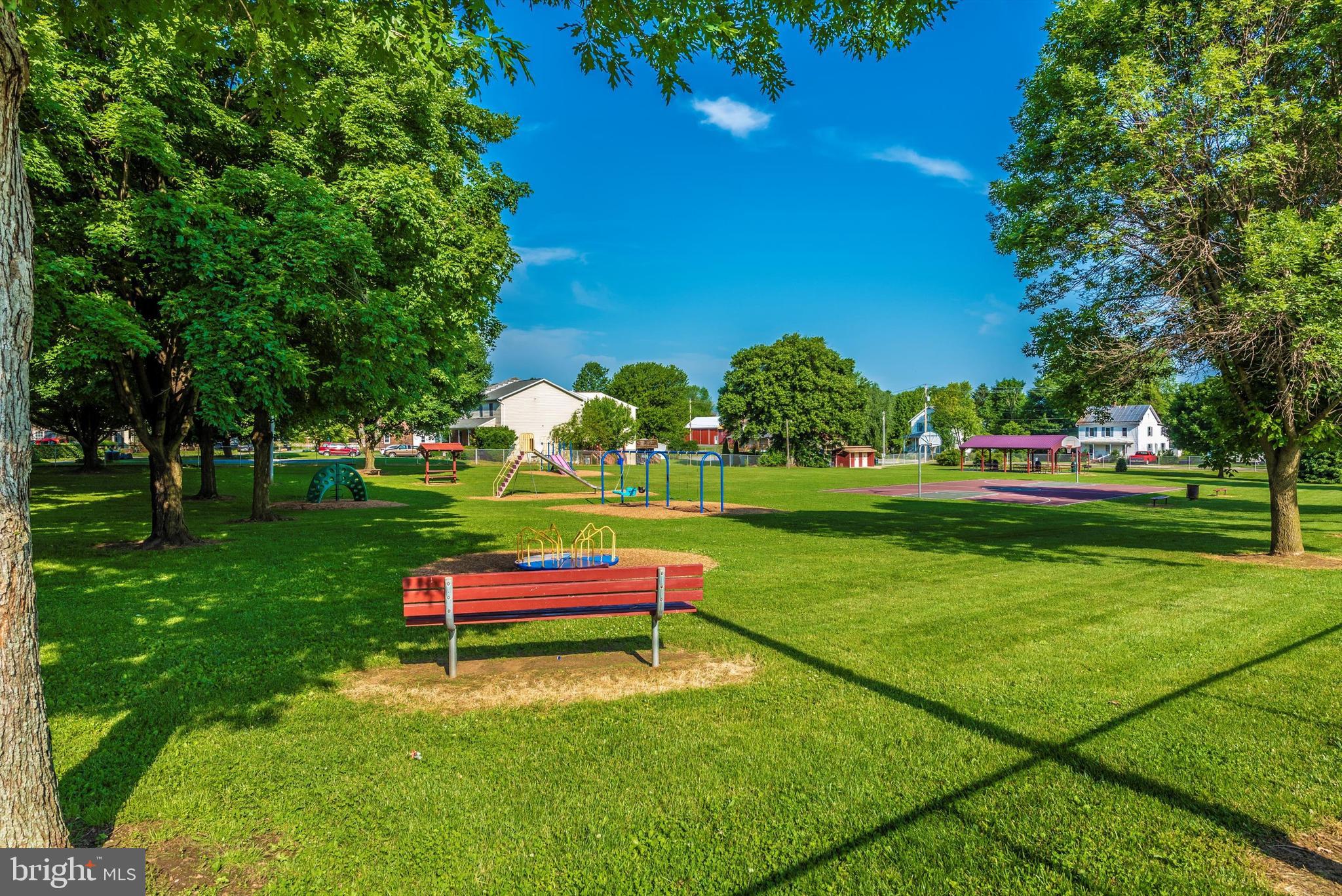 GLADE VILLAGE - Residential