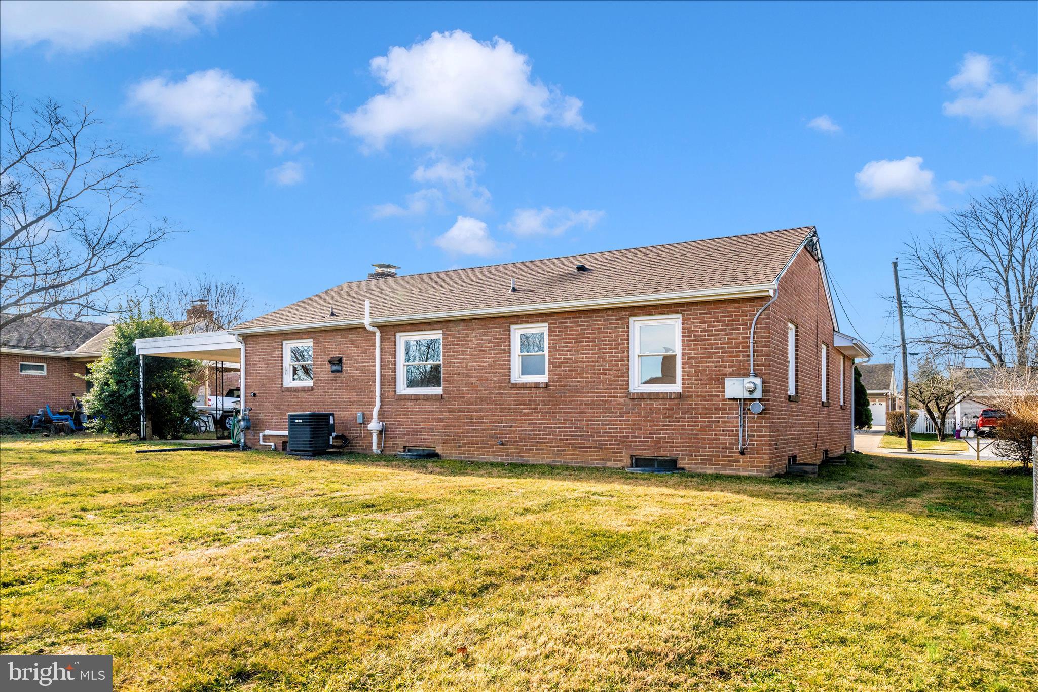 GLADE VILLAGE - Residential