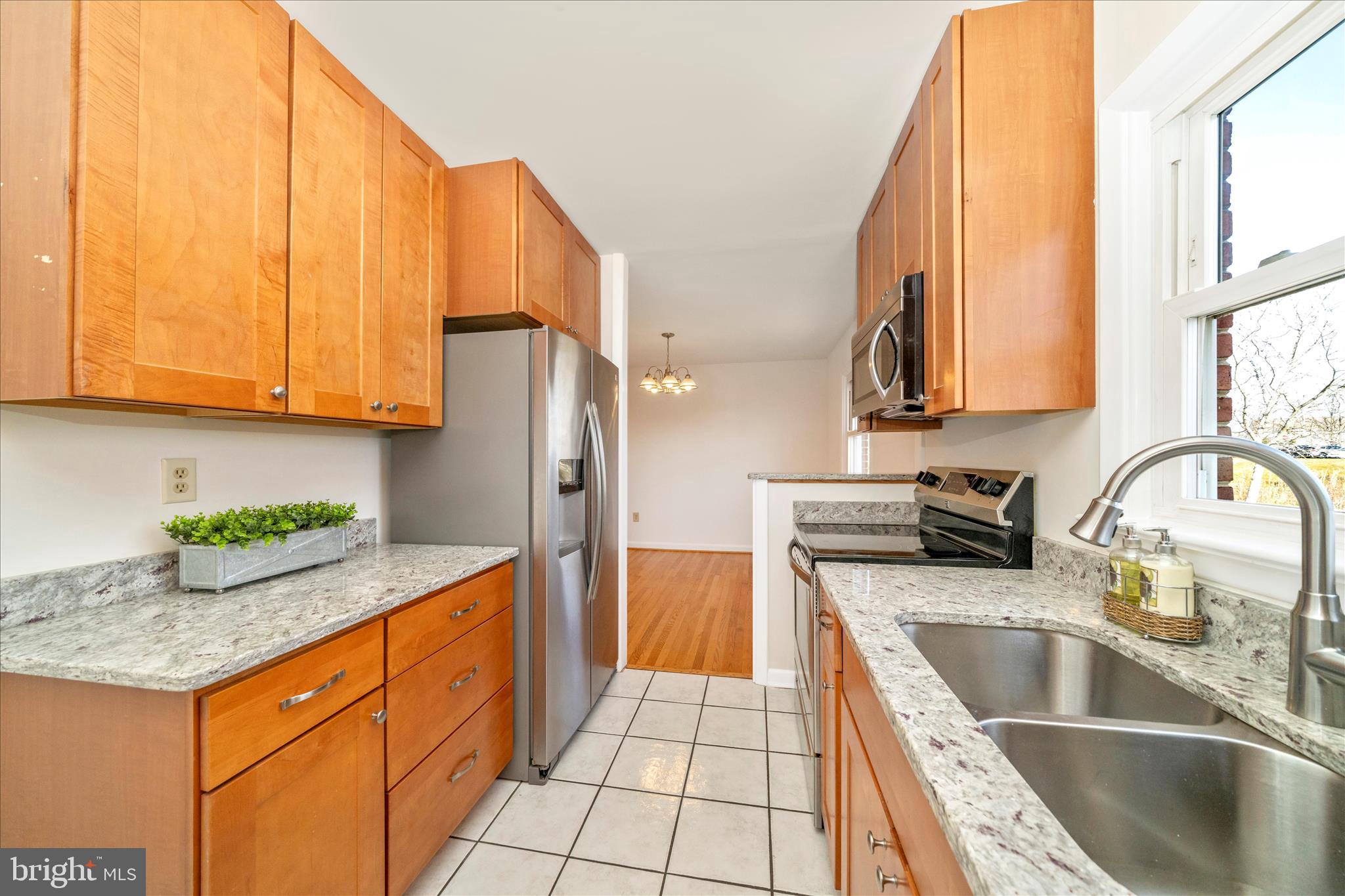 GLADE VILLAGE - Residential