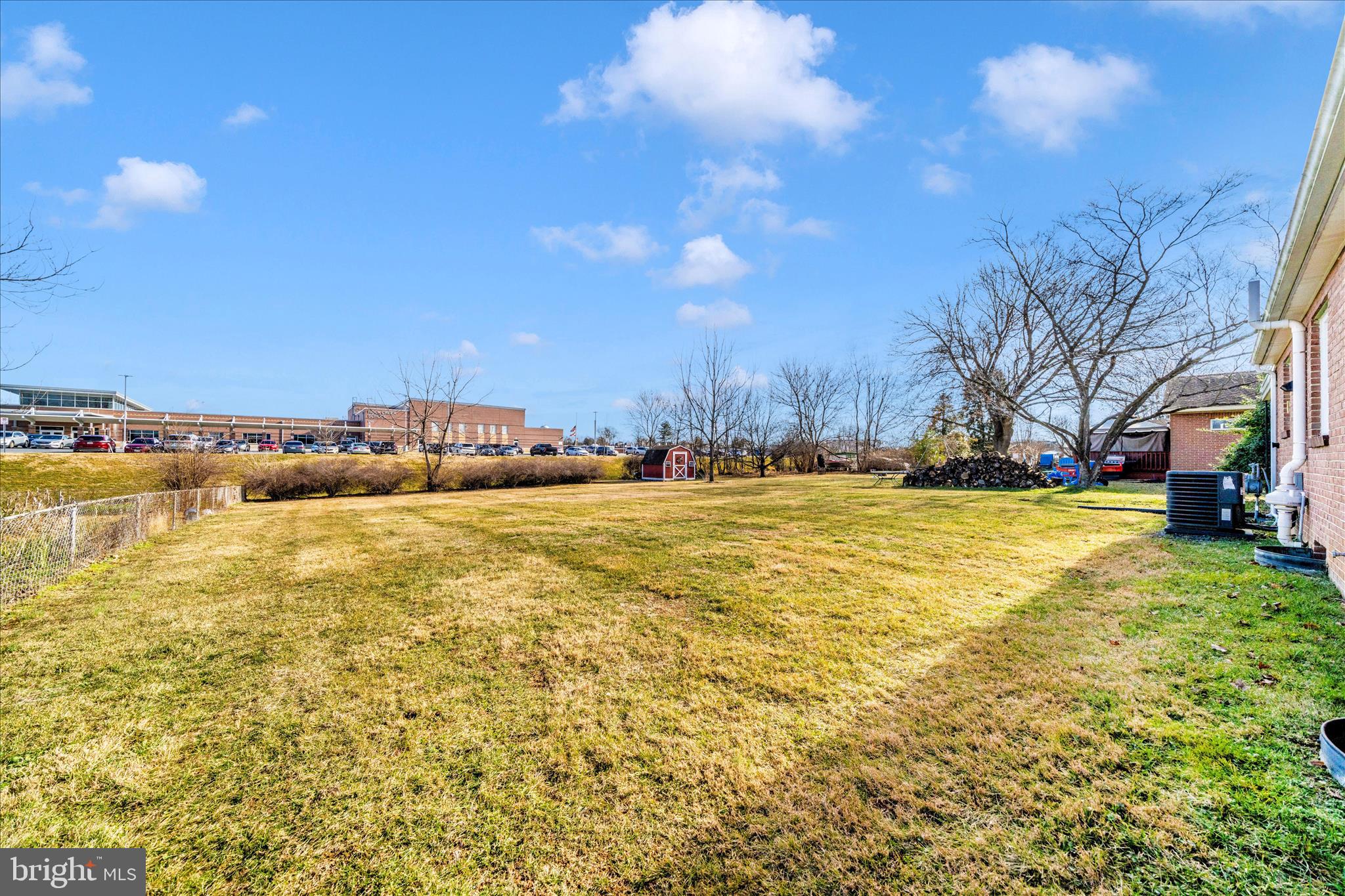 GLADE VILLAGE - Residential