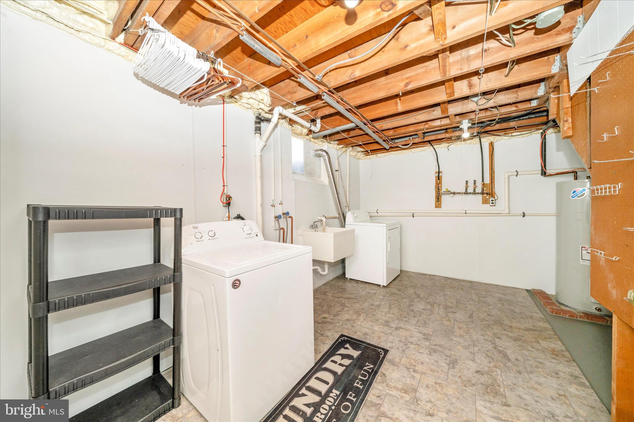 GLADE VILLAGE - Residential