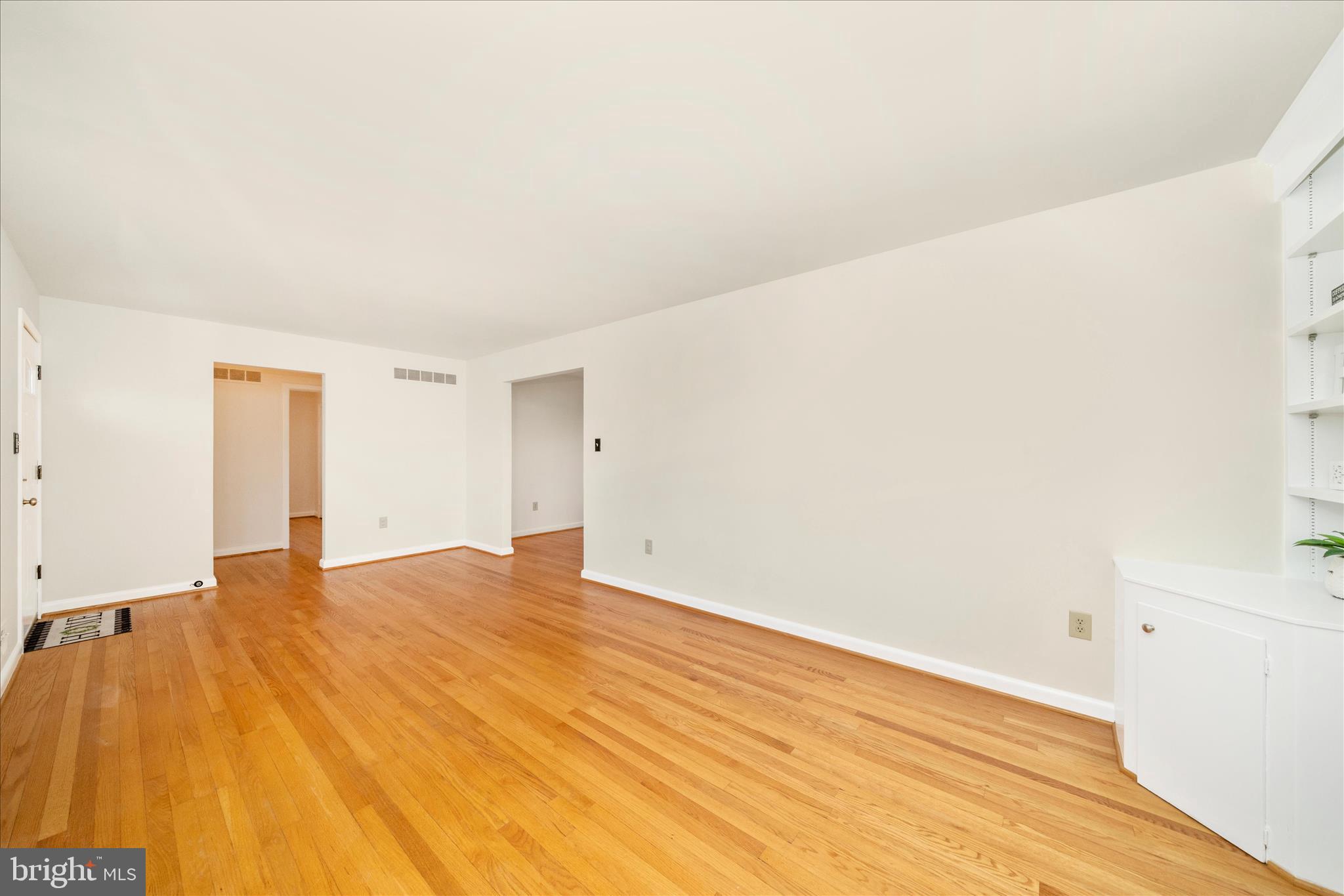 GLADE VILLAGE - Residential