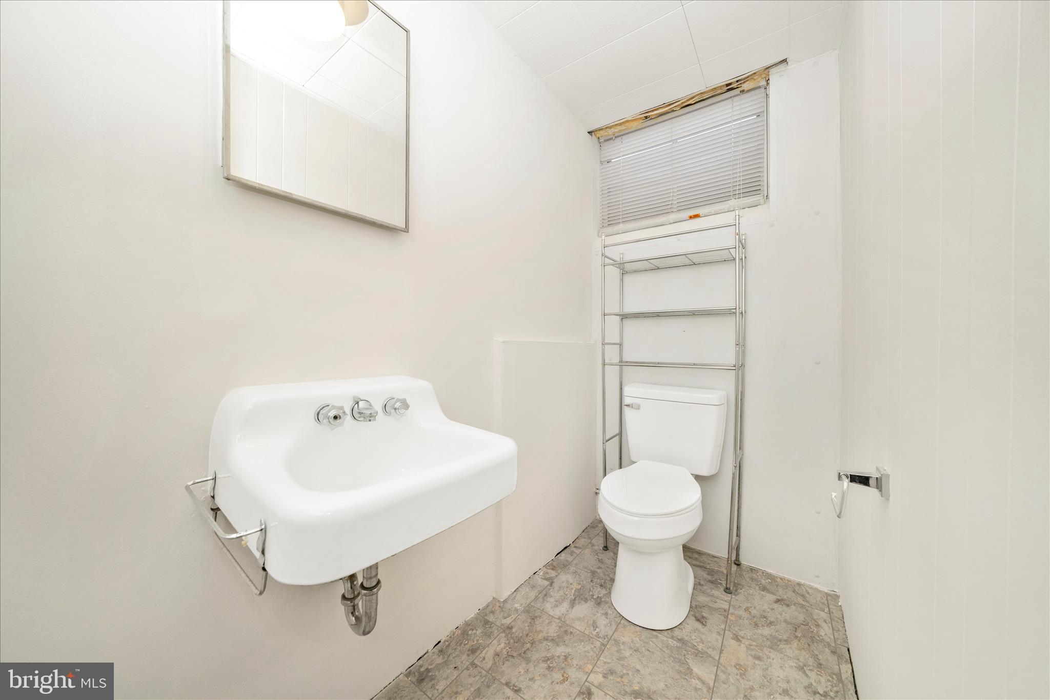 GLADE VILLAGE - Residential