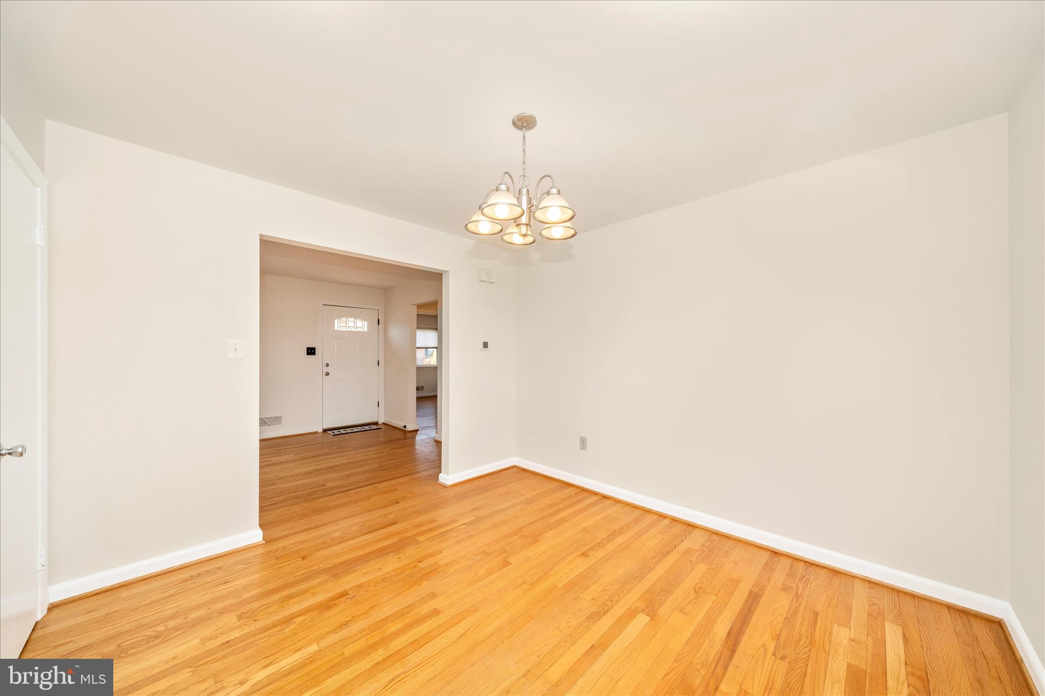 GLADE VILLAGE - Residential