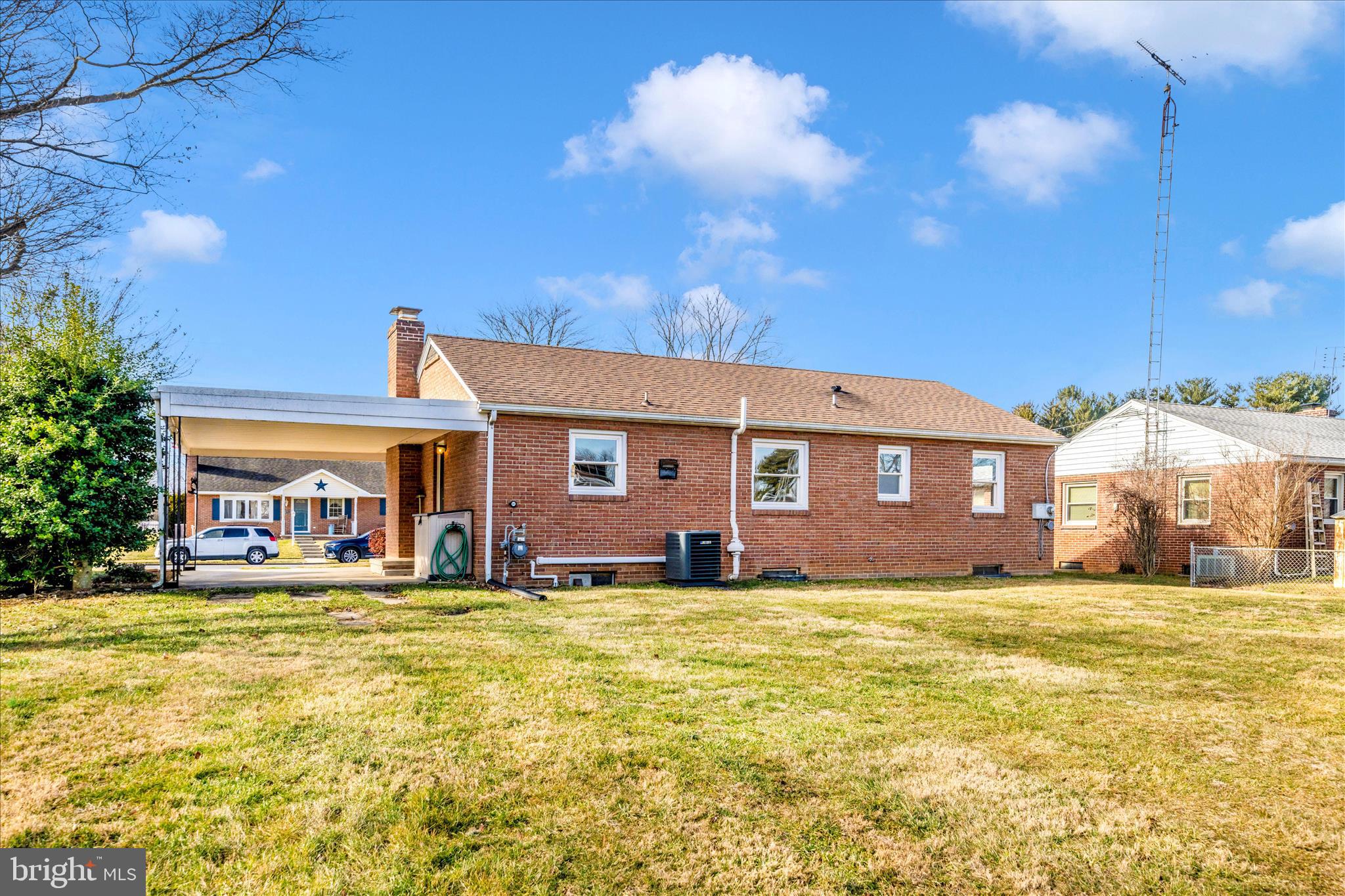 GLADE VILLAGE - Residential