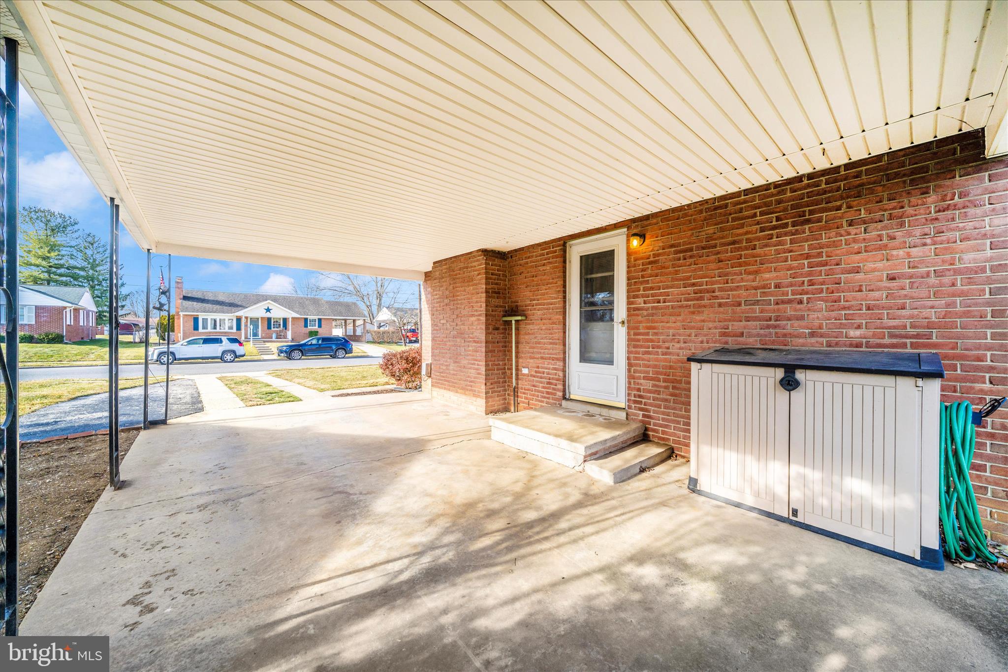 GLADE VILLAGE - Residential