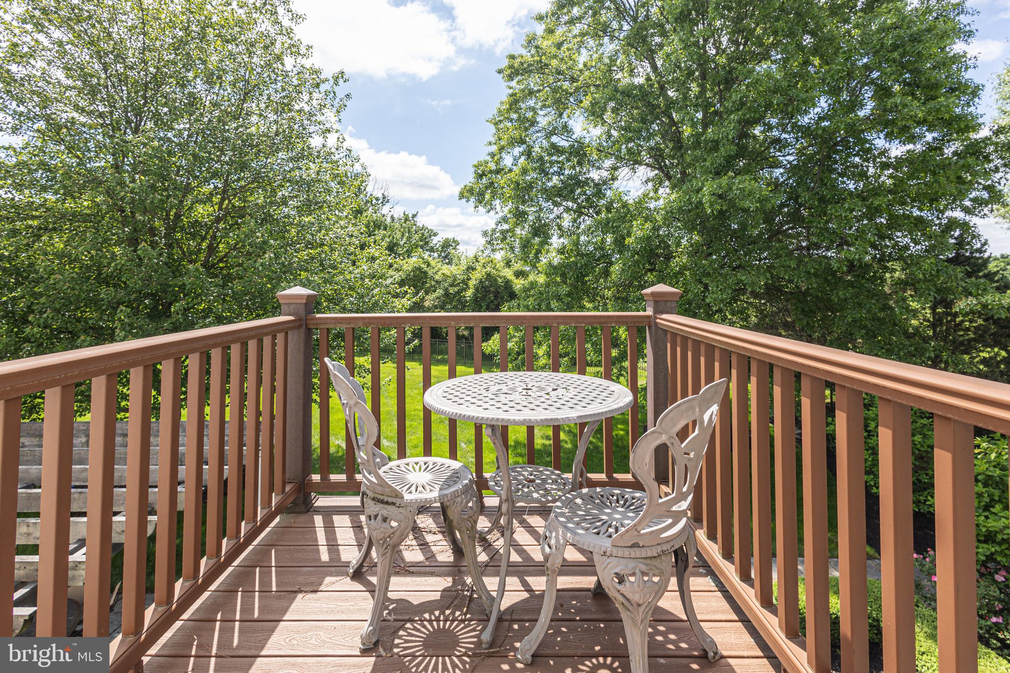 WRIGHTSTOWN HUNT - Residential