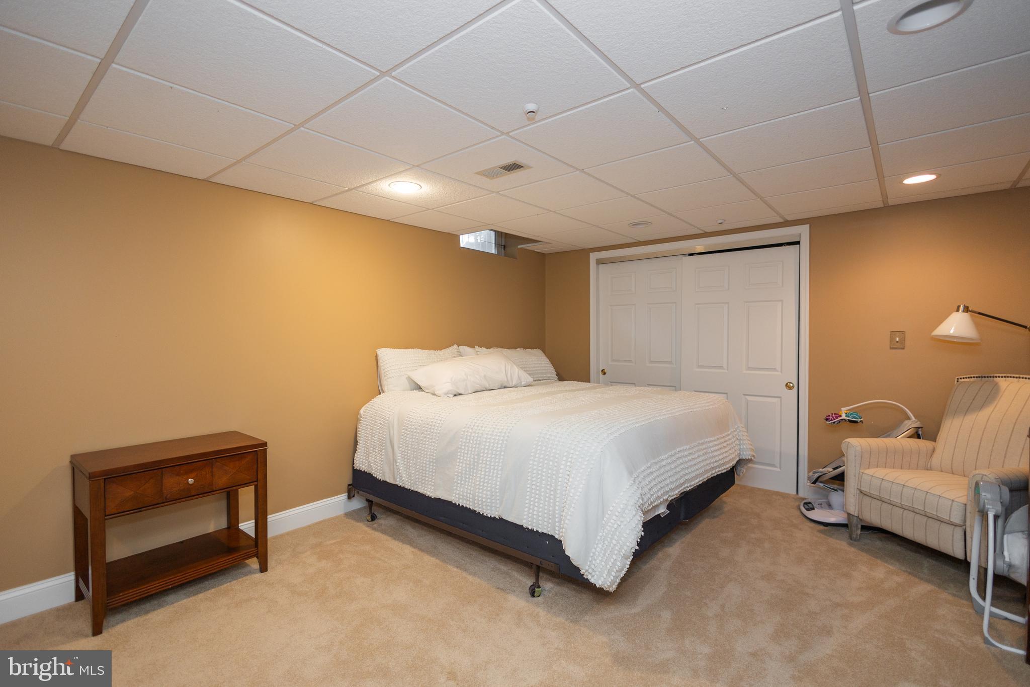 WRIGHTSTOWN HUNT - Residential