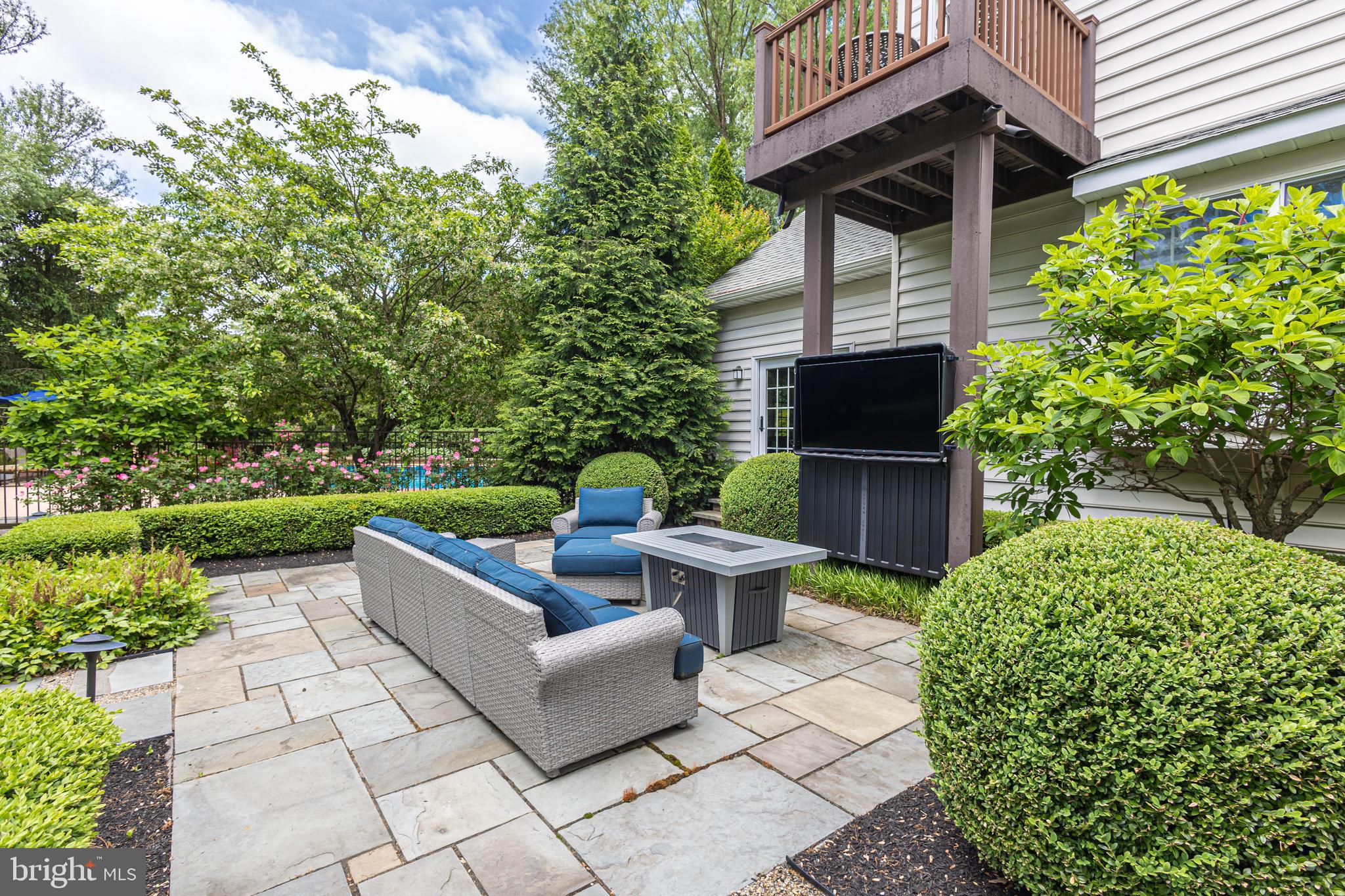 WRIGHTSTOWN HUNT - Residential