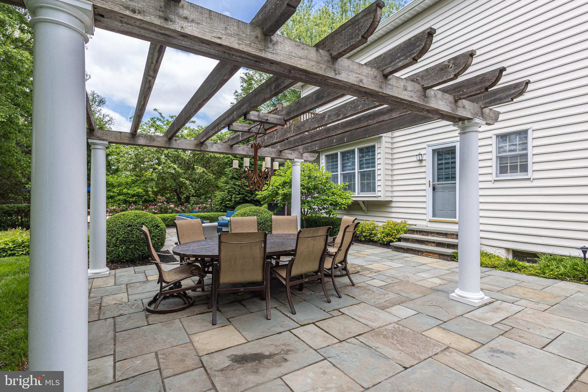 WRIGHTSTOWN HUNT - Residential