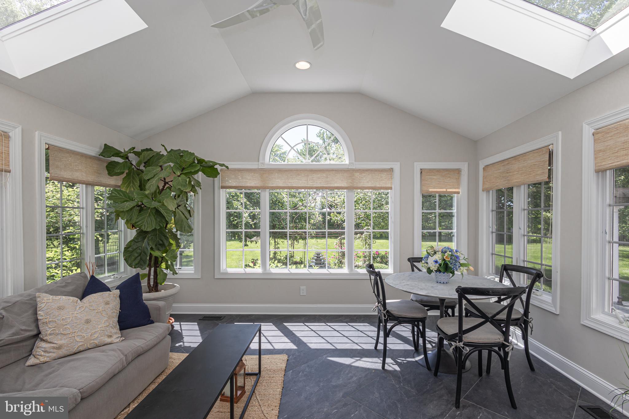 WRIGHTSTOWN HUNT - Residential