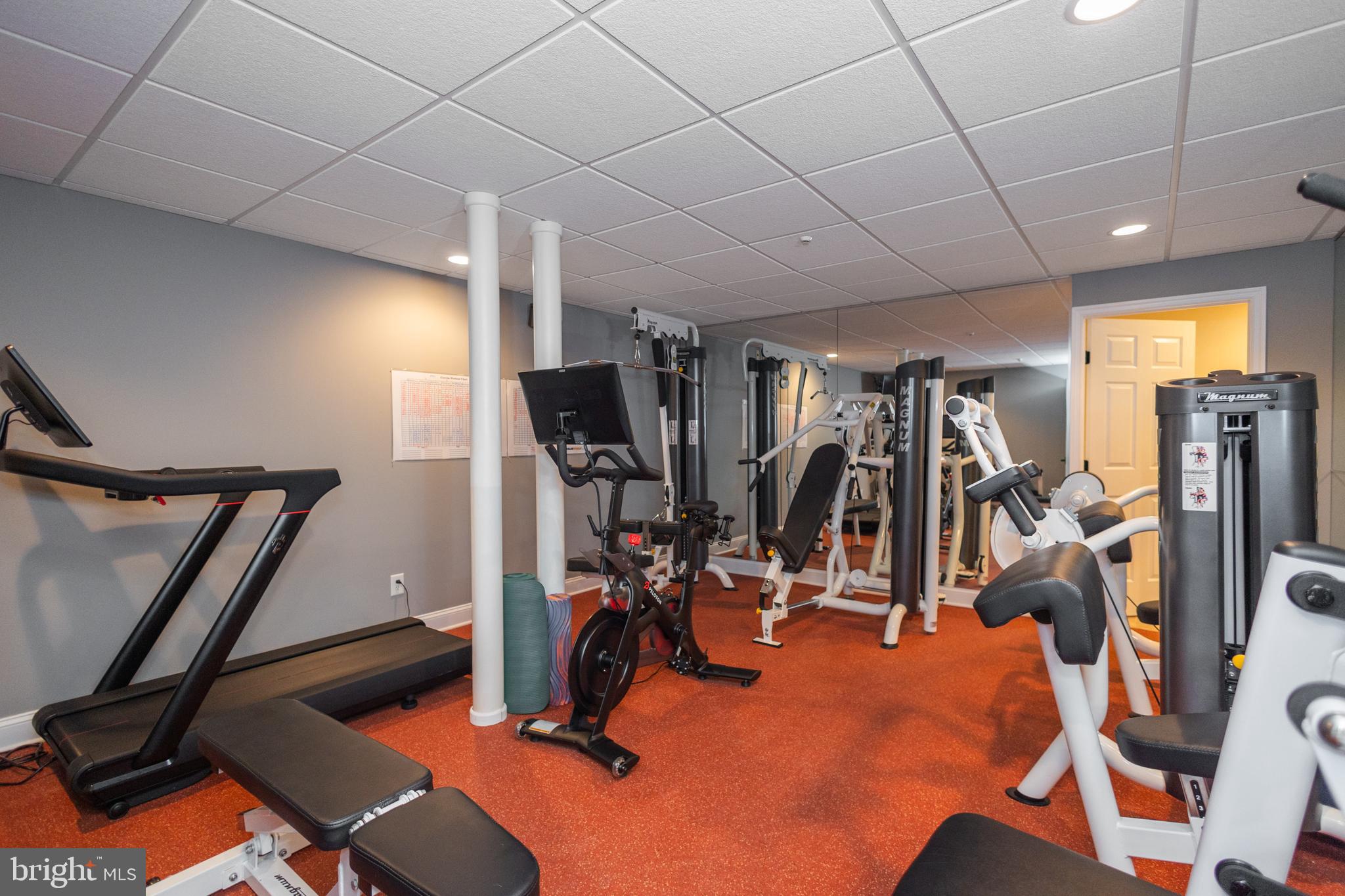 WRIGHTSTOWN HUNT - Residential