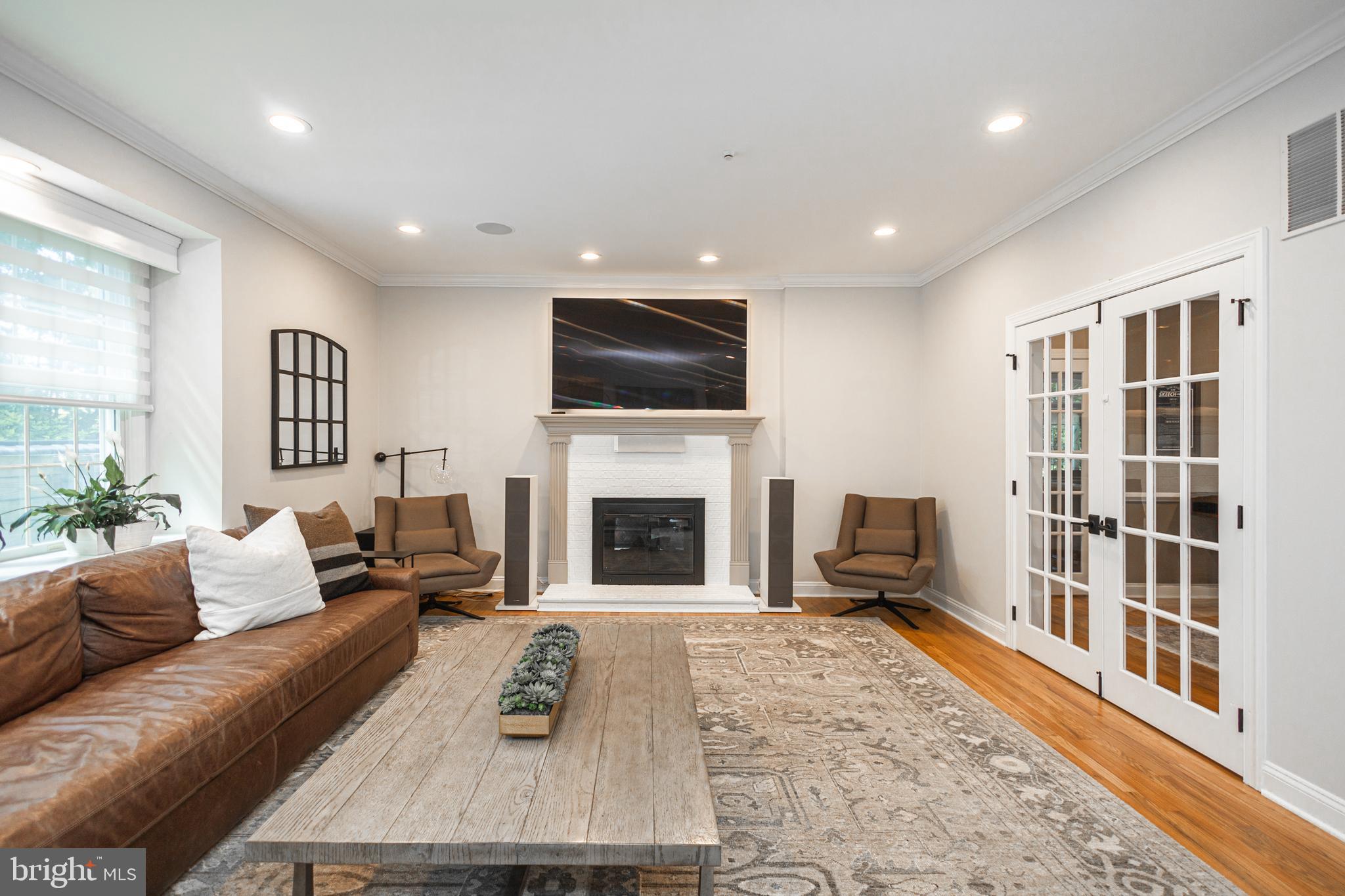 WRIGHTSTOWN HUNT - Residential