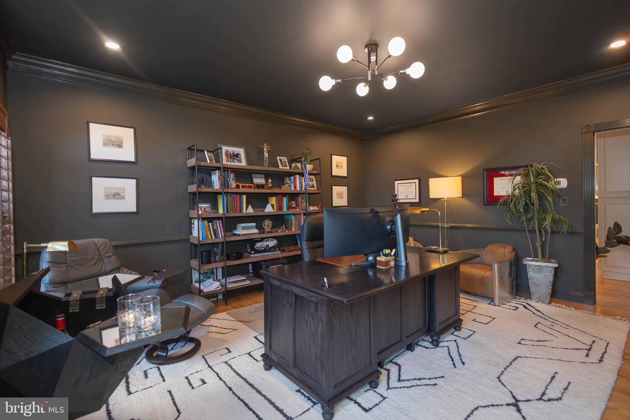 WRIGHTSTOWN HUNT - Residential