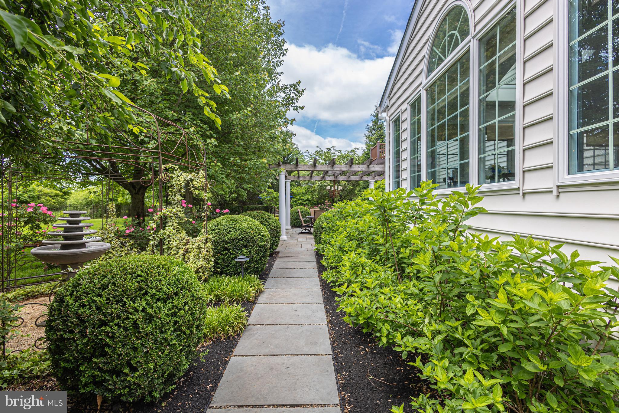 WRIGHTSTOWN HUNT - Residential