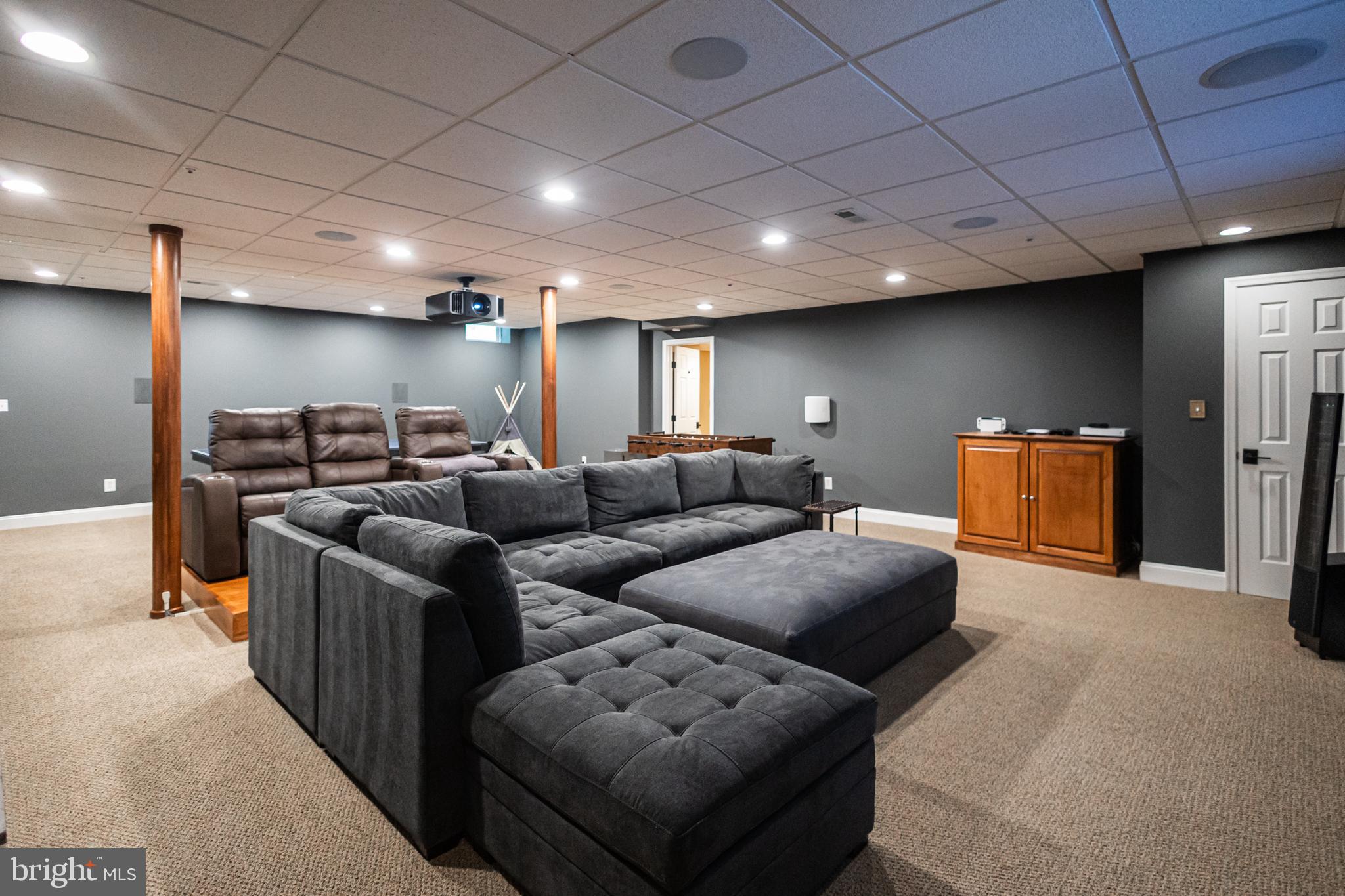 WRIGHTSTOWN HUNT - Residential