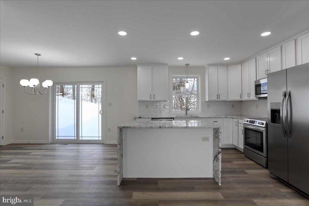 WAYNESBORO - Residential