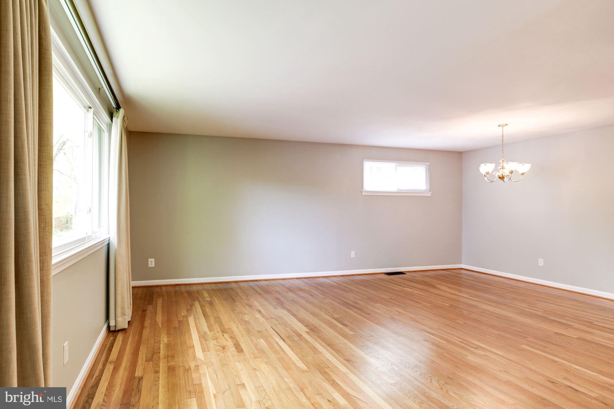 KINGS PARK - Residential