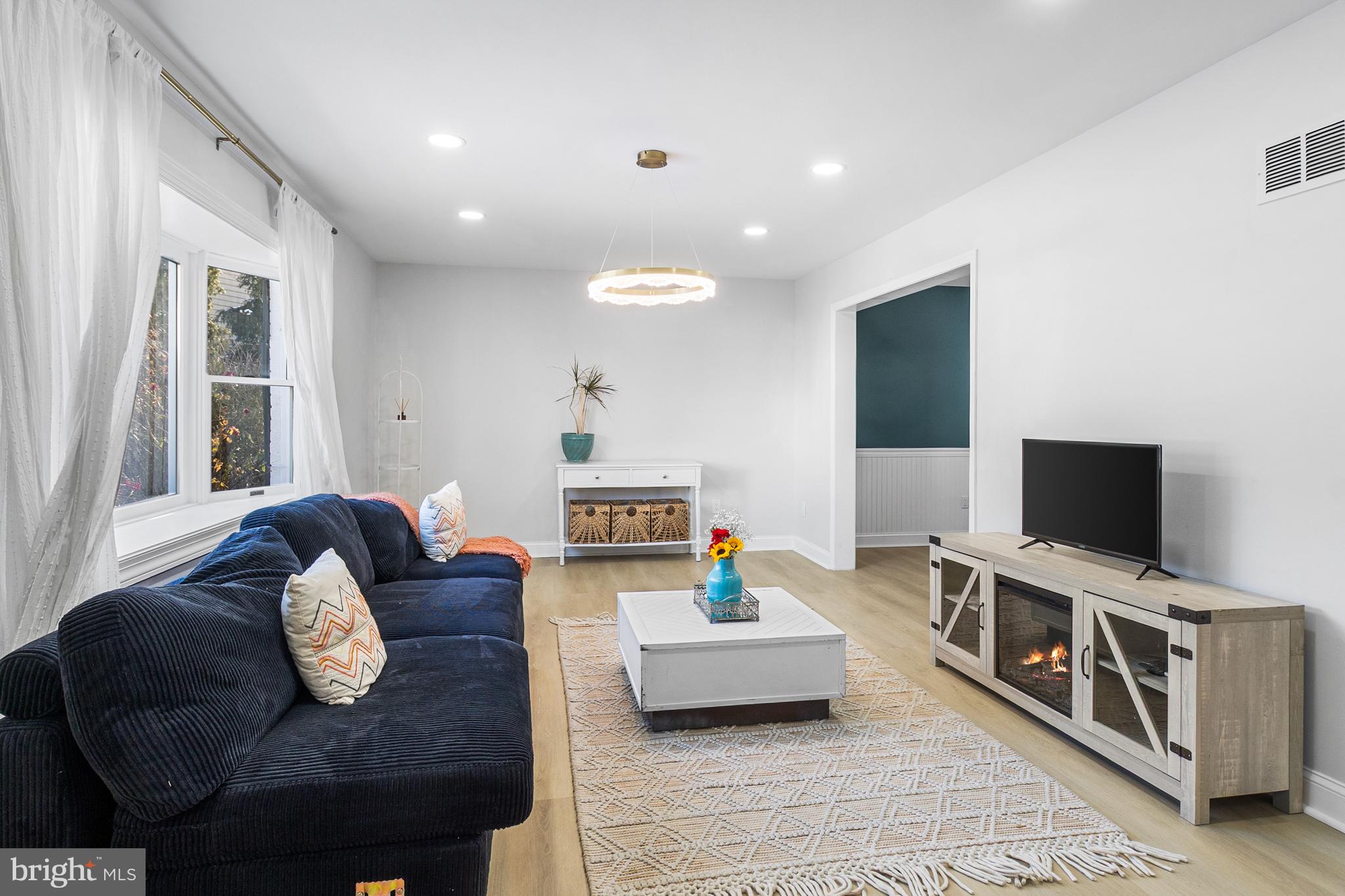 HOLLY OAK TERRACE - Residential