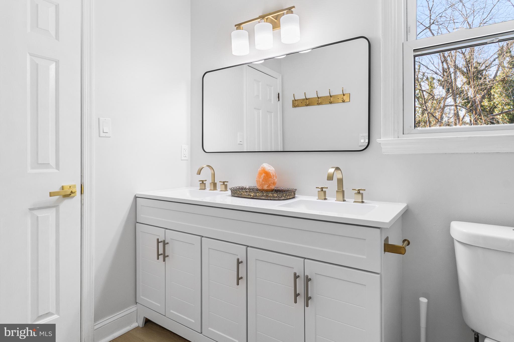 HOLLY OAK TERRACE - Residential