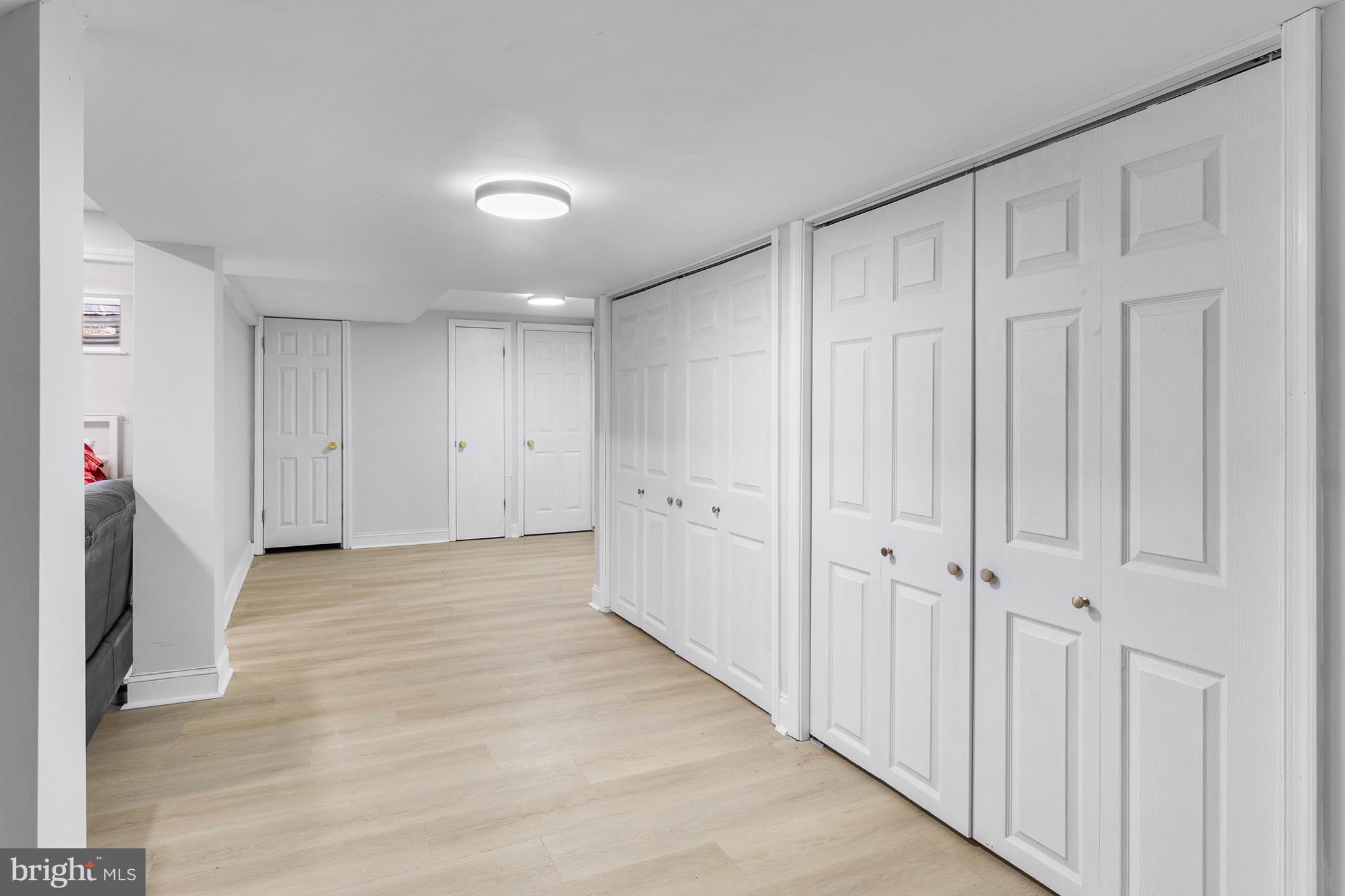 HOLLY OAK TERRACE - Residential