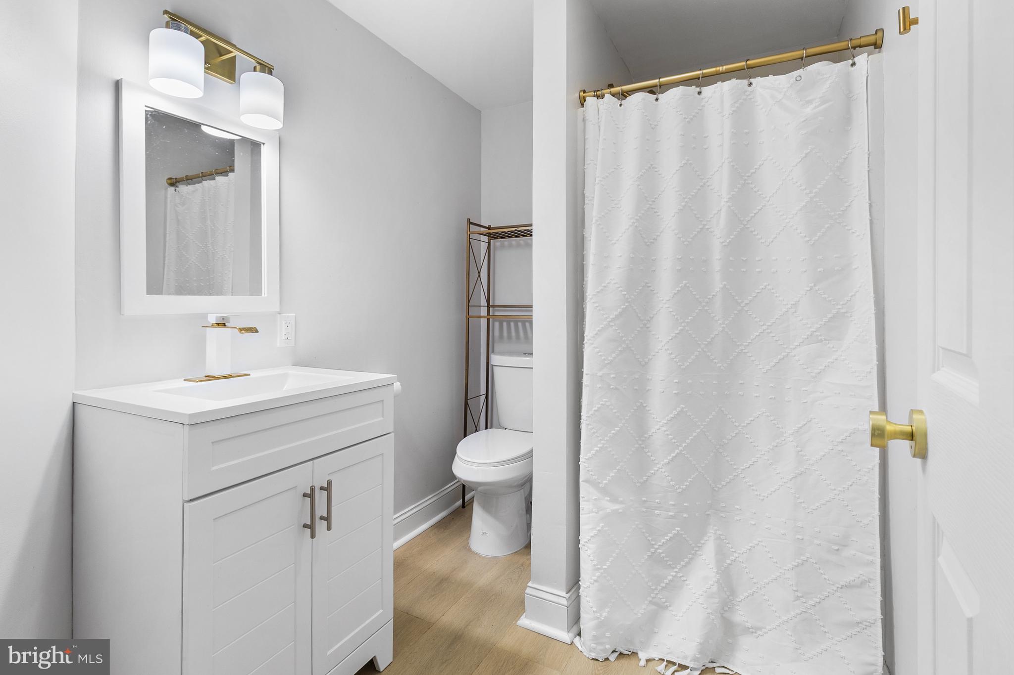 HOLLY OAK TERRACE - Residential