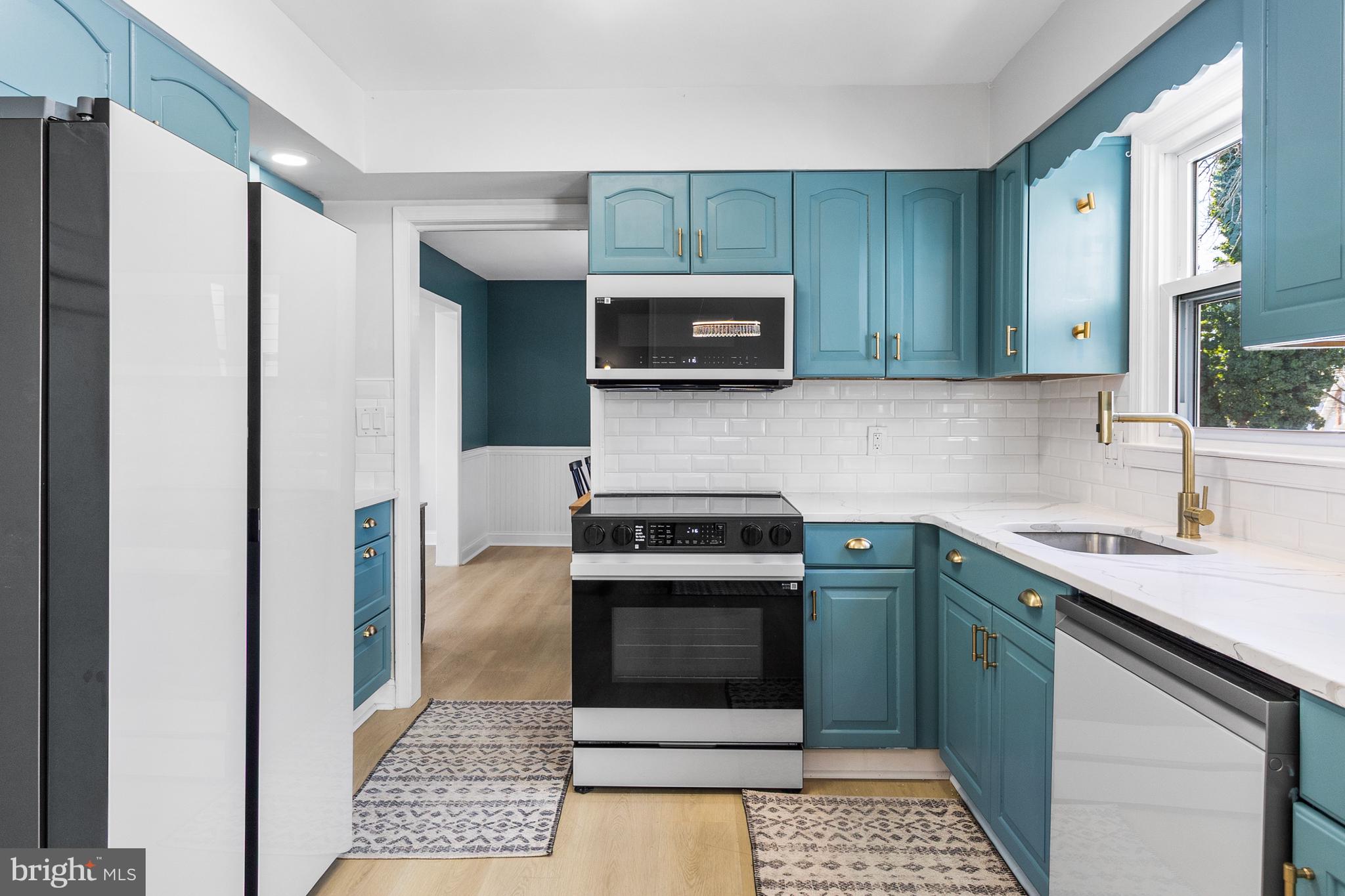 HOLLY OAK TERRACE - Residential