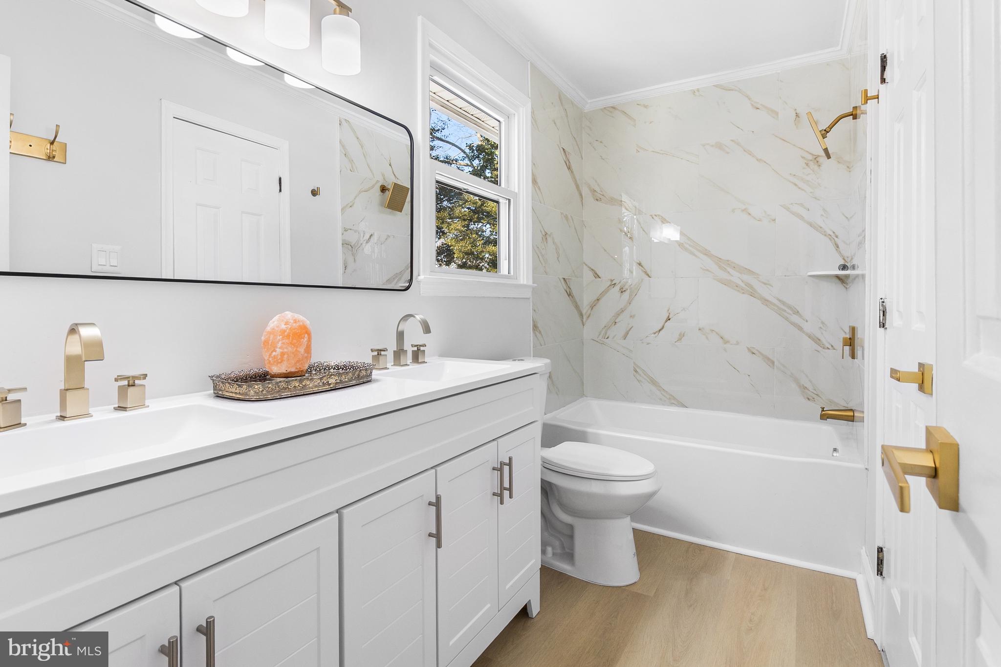 HOLLY OAK TERRACE - Residential