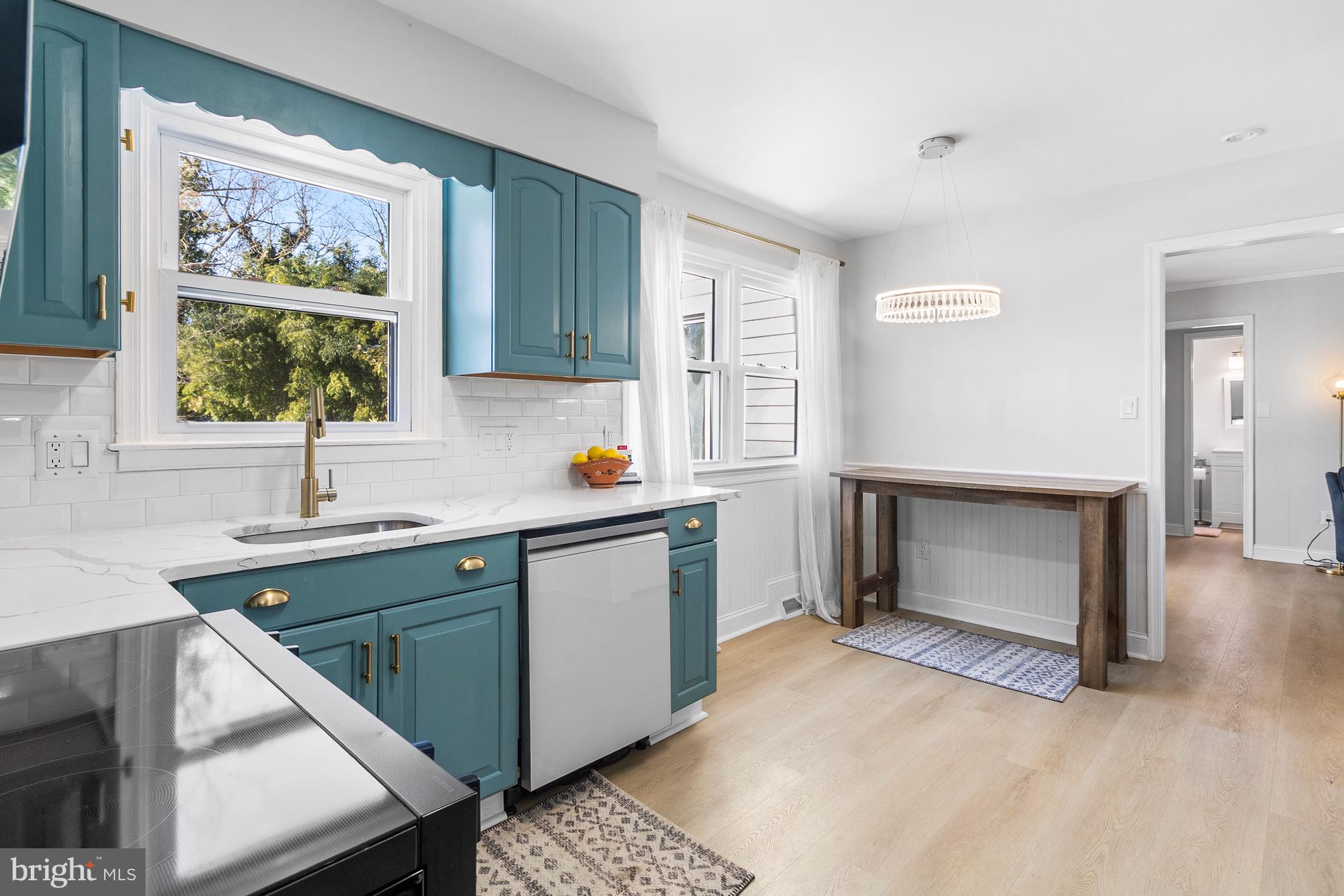 HOLLY OAK TERRACE - Residential