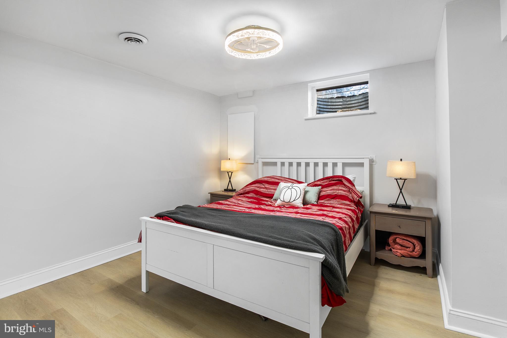 HOLLY OAK TERRACE - Residential